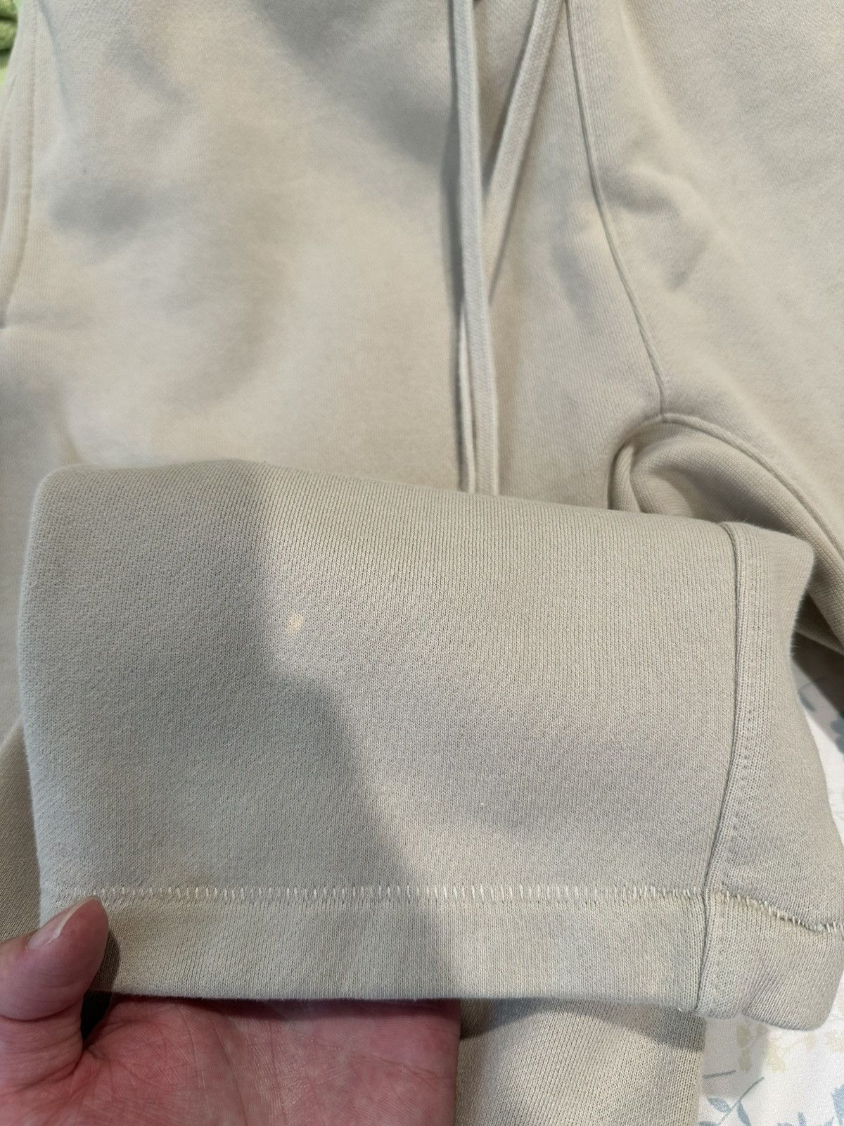 Essentials × Fear of God Cream Essentials Wide Leg Sweatpants Size XS Size US 28 / EU 44 - 9 Thumbnail