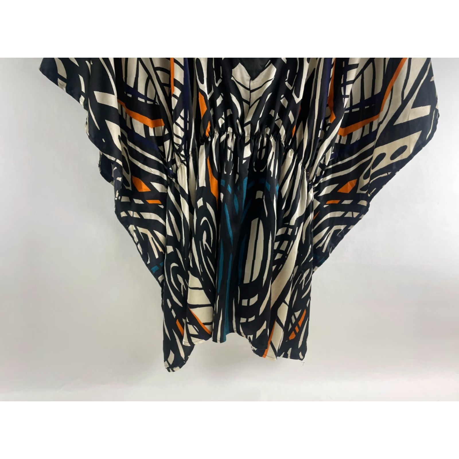 Vintage Capacity Unlimited Shirt Womens Medium Black Geometric Silky V-Neck T-Shirt Size M / US 6-8 / IT 42-44 - 4 Thumbnail