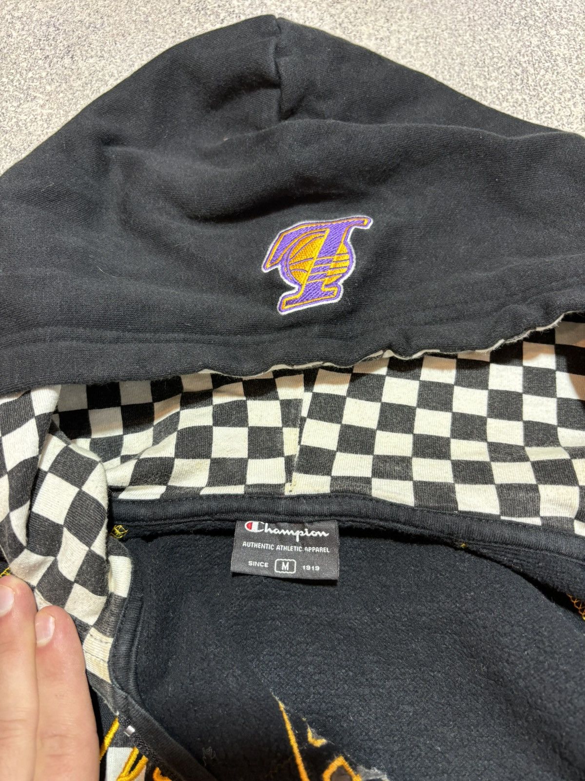 Champion × NBA × Nike Rare Champion Lakers NBA 8 Kobe Bryant Hoodie Size US M / EU 48-50 / 2 - 9 Thumbnail