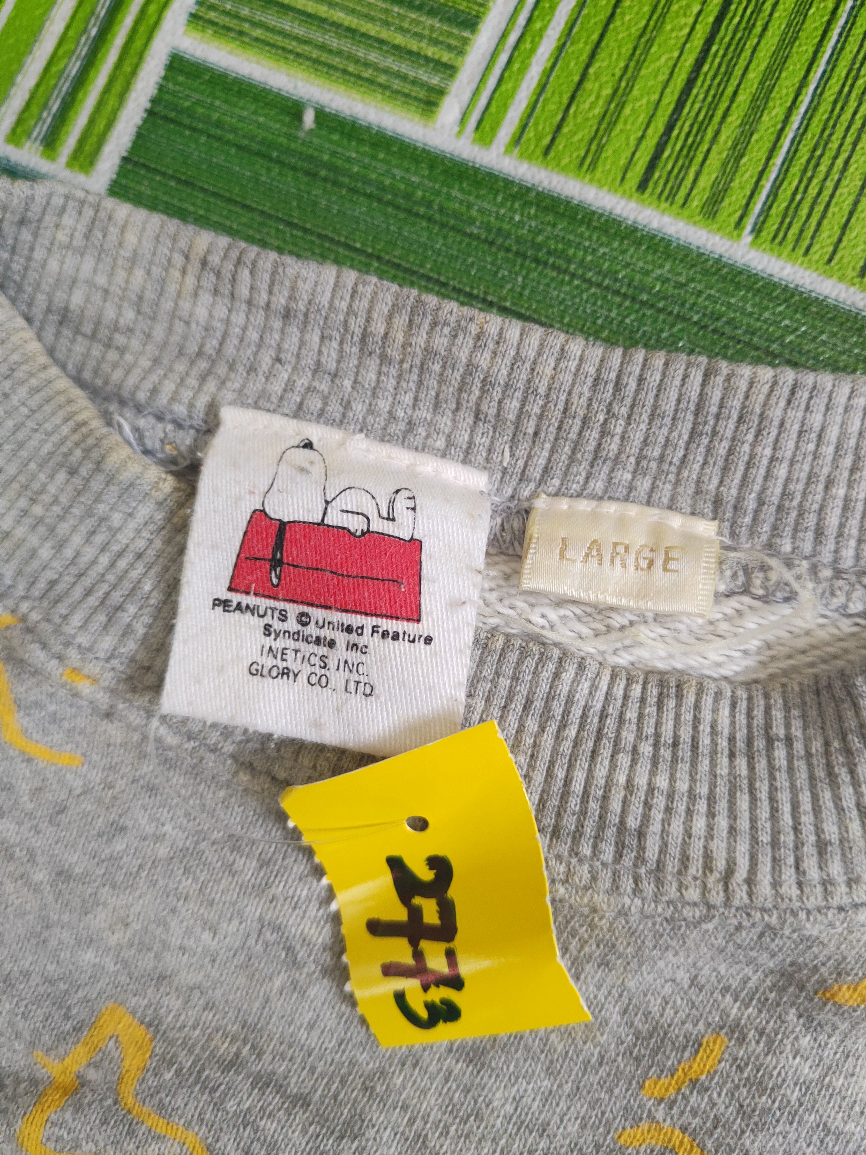 Peanuts DL Peanuts Gray Snoopy Sweatshirts #2773 Size US L / EU 52-54 / 3 - 12 Thumbnail