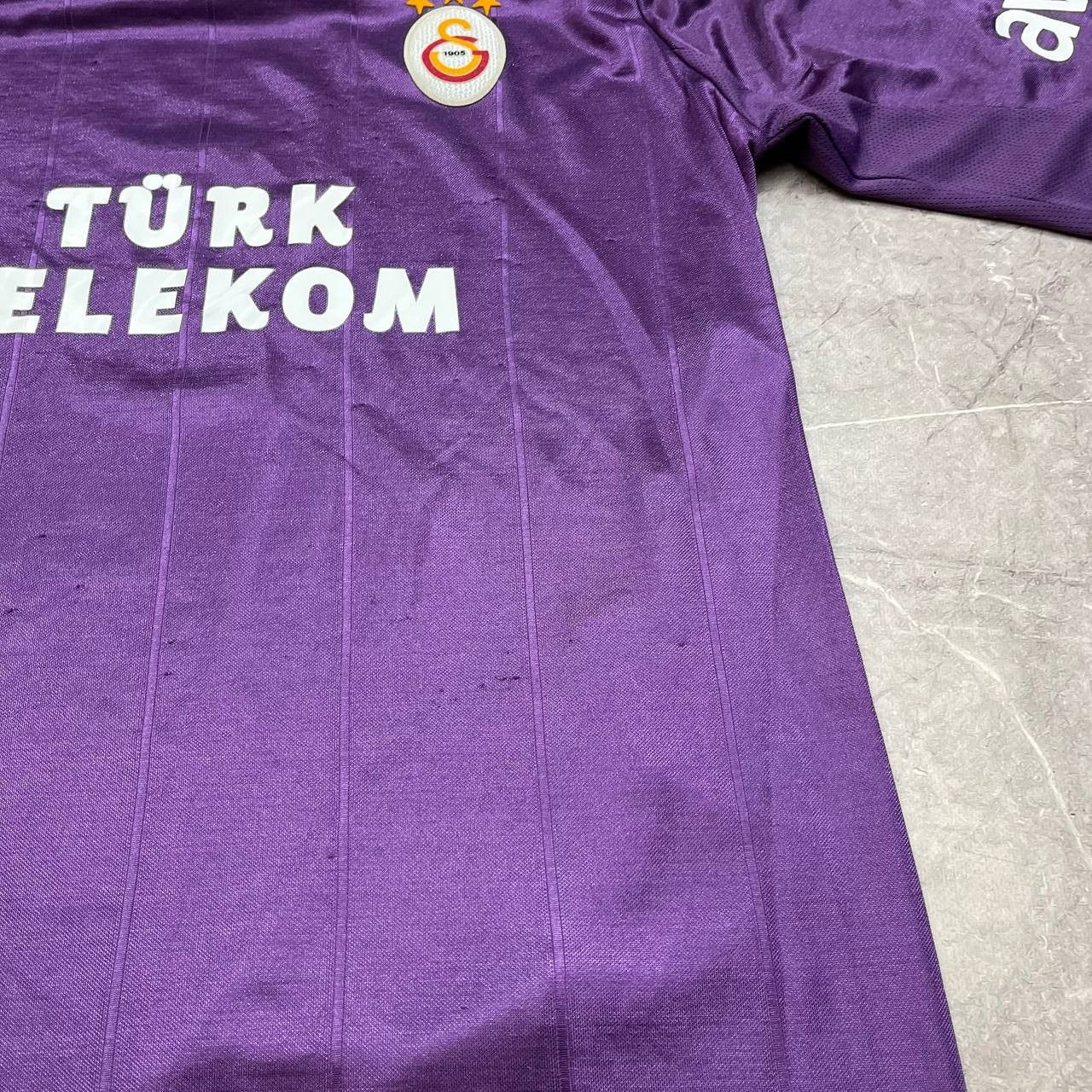 Adidas Vintage Adidas 2009/2010 Third Galatasaray Football T-ShirT Size US L / EU 52-54 / 3 - 24 Thumbnail