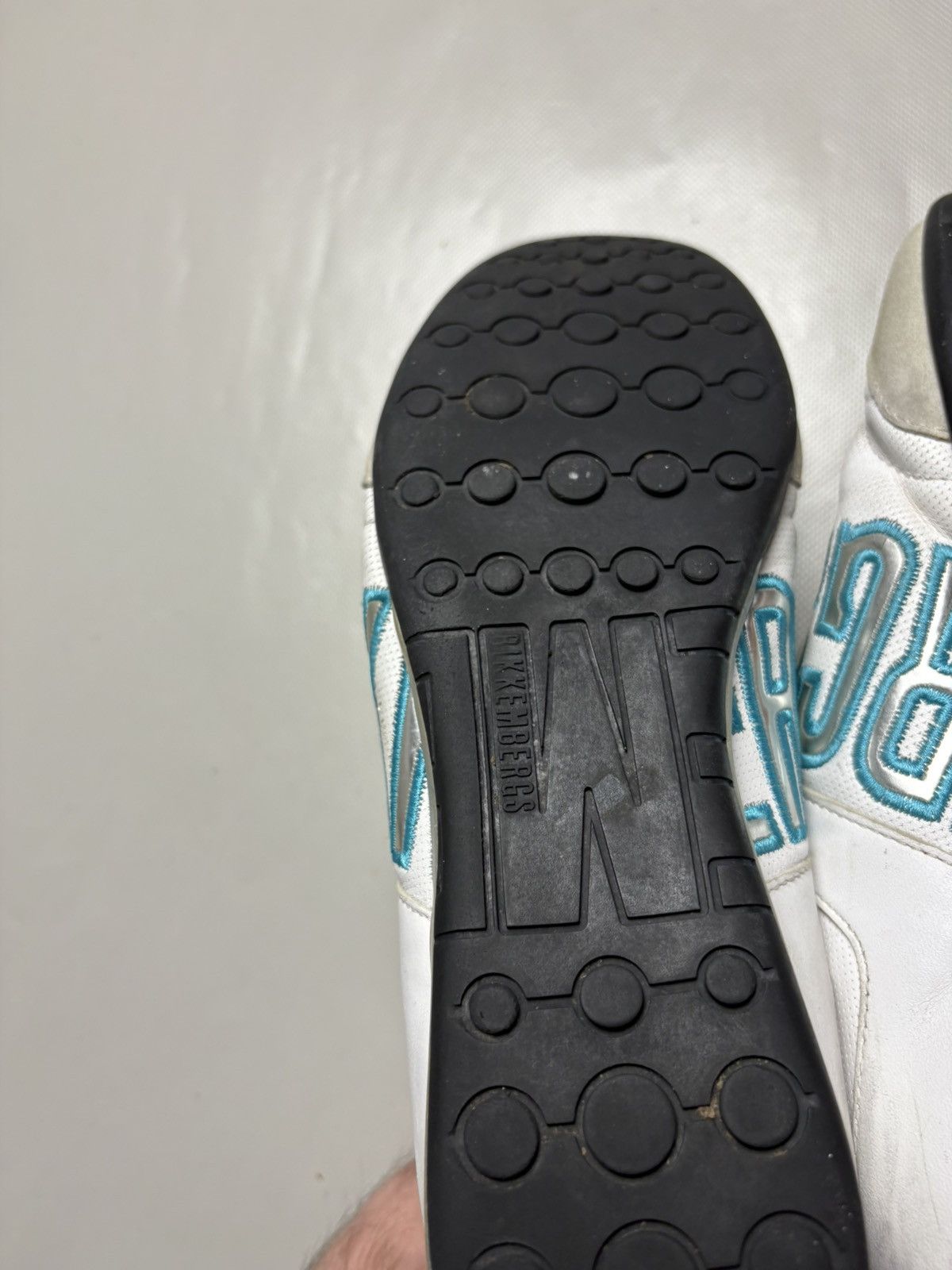 Dirk Bikkembergs Dirk Bikkembergs Soccer Sneakers Low Top Shoes Size US 9 / IT 39 - 6 Thumbnail