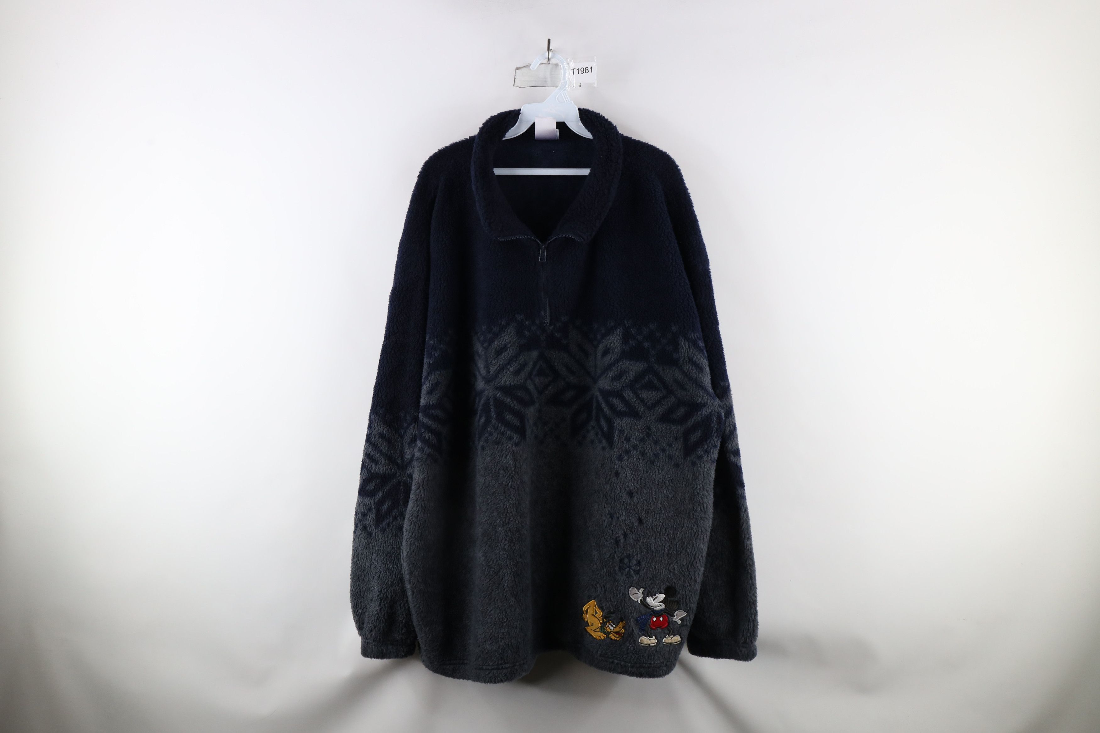 Disney × Vintage Vintage 90s Disney Mickey Mouse Pluto Dog Snowflake Sweater Size US XL / EU 56 / 4 - 1 Thumbnail
