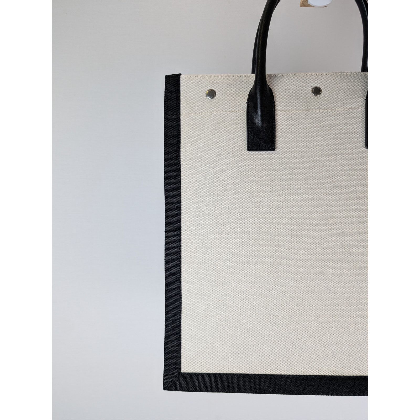 Saint Laurent Paris o1rshd1 Q:2 / Size: OS / Rive Gauche North / South Tote Bag Size ONE SIZE - 13 Thumbnail