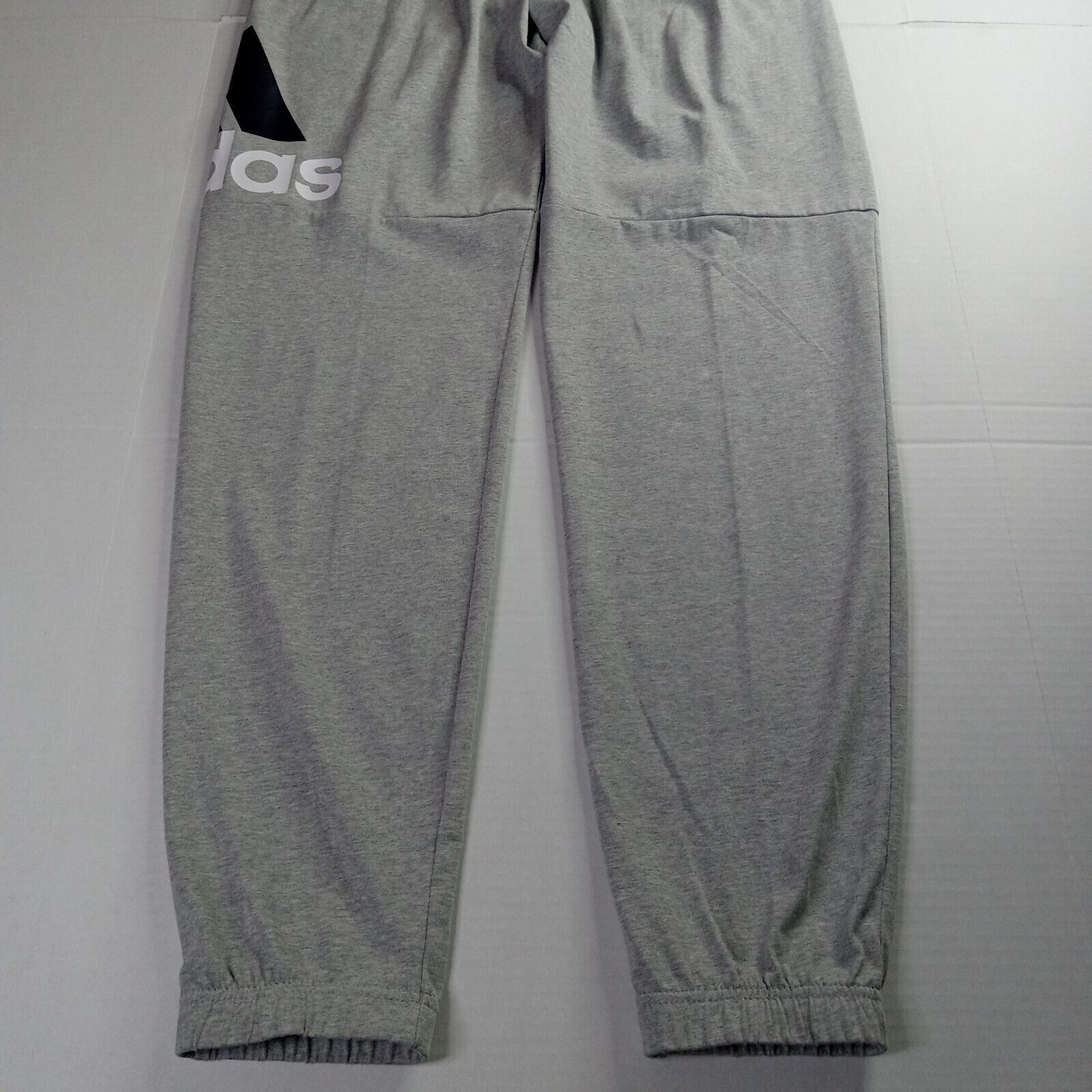 Adidas Adidas Essential Performance Logo Gray Joggers Men's XLT Size US 34 / EU 50 - 8 Thumbnail
