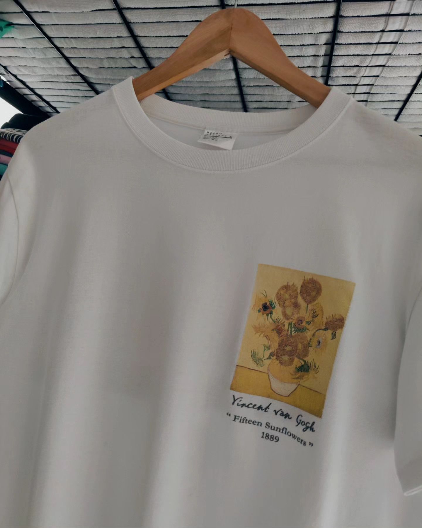 Designer Vincent Van Gogh 🌻 "Fifteen Sunflowers" 1889 Size US M / EU 48-50 / 2 - 5 Thumbnail