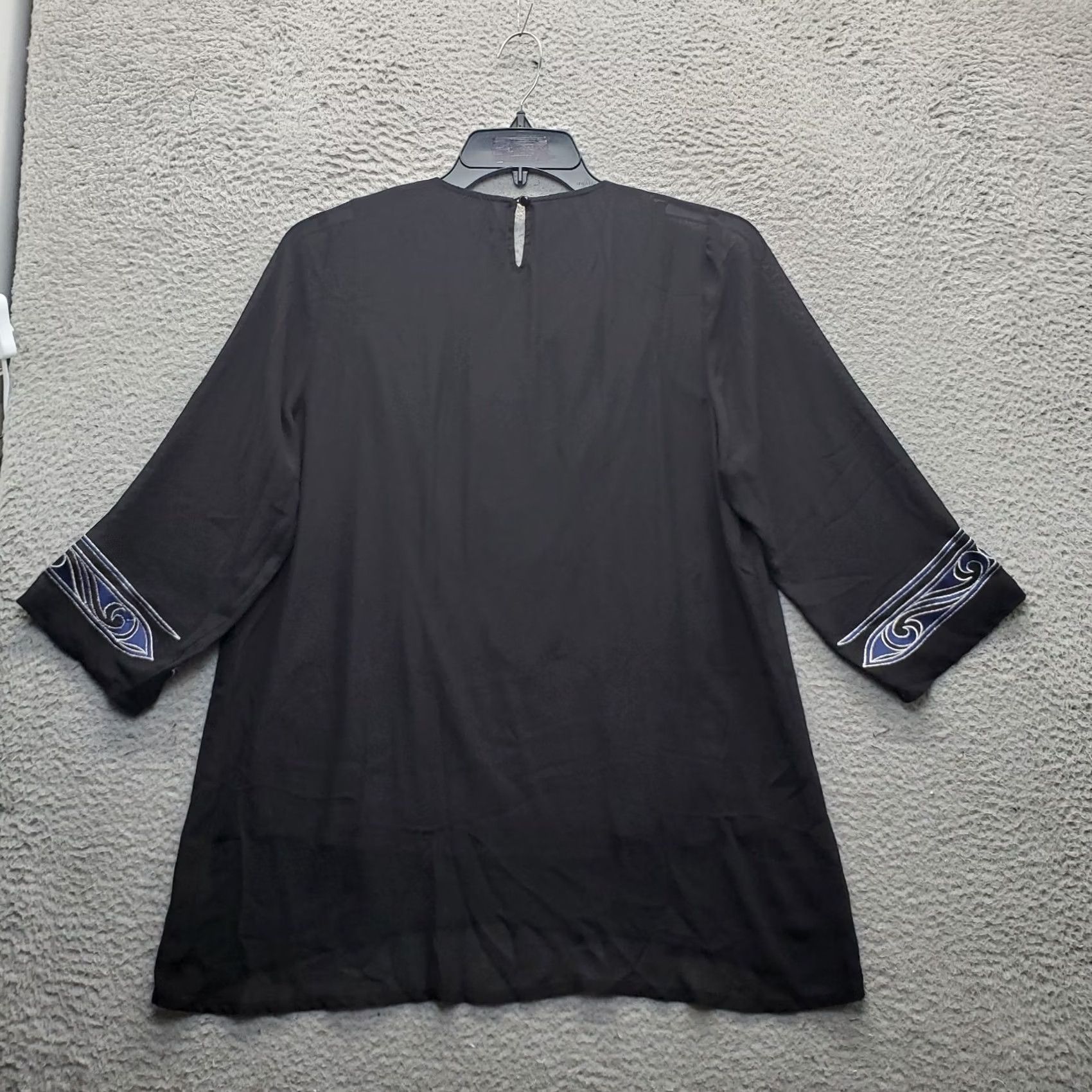 Bob Mackie Bob Mackie Tunic Tops Womens Size M Black Lined Embroidered 3/4 Sleeve V Neck Blouse Size M / US 6-8 / IT 42-44 - 2 Thumbnail