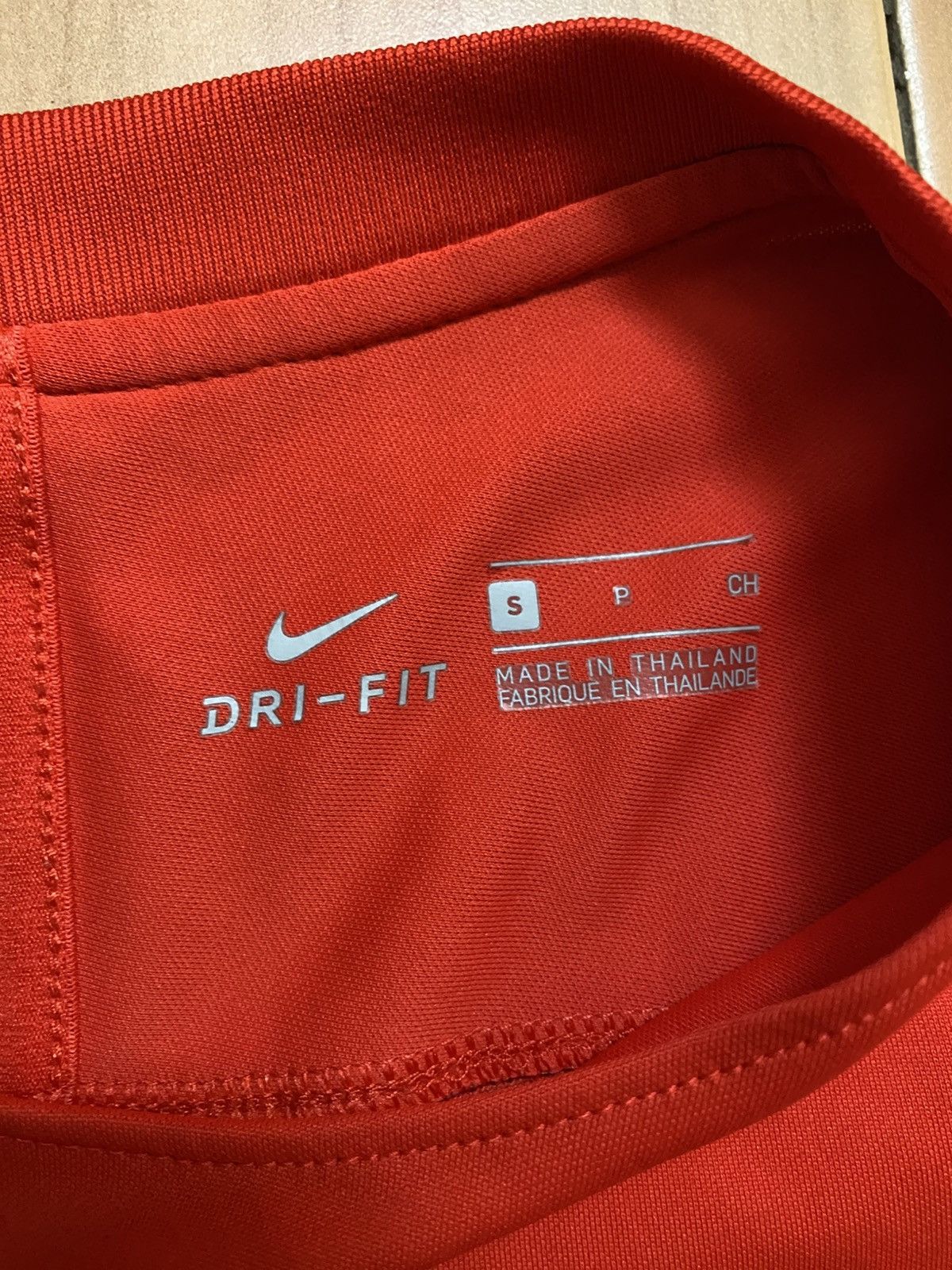 Nike Nike PARIS SAINT GERMAIN 2016 2017 SOCCER JERSEY Size US S / EU 44-46 / 1 - 9 Thumbnail