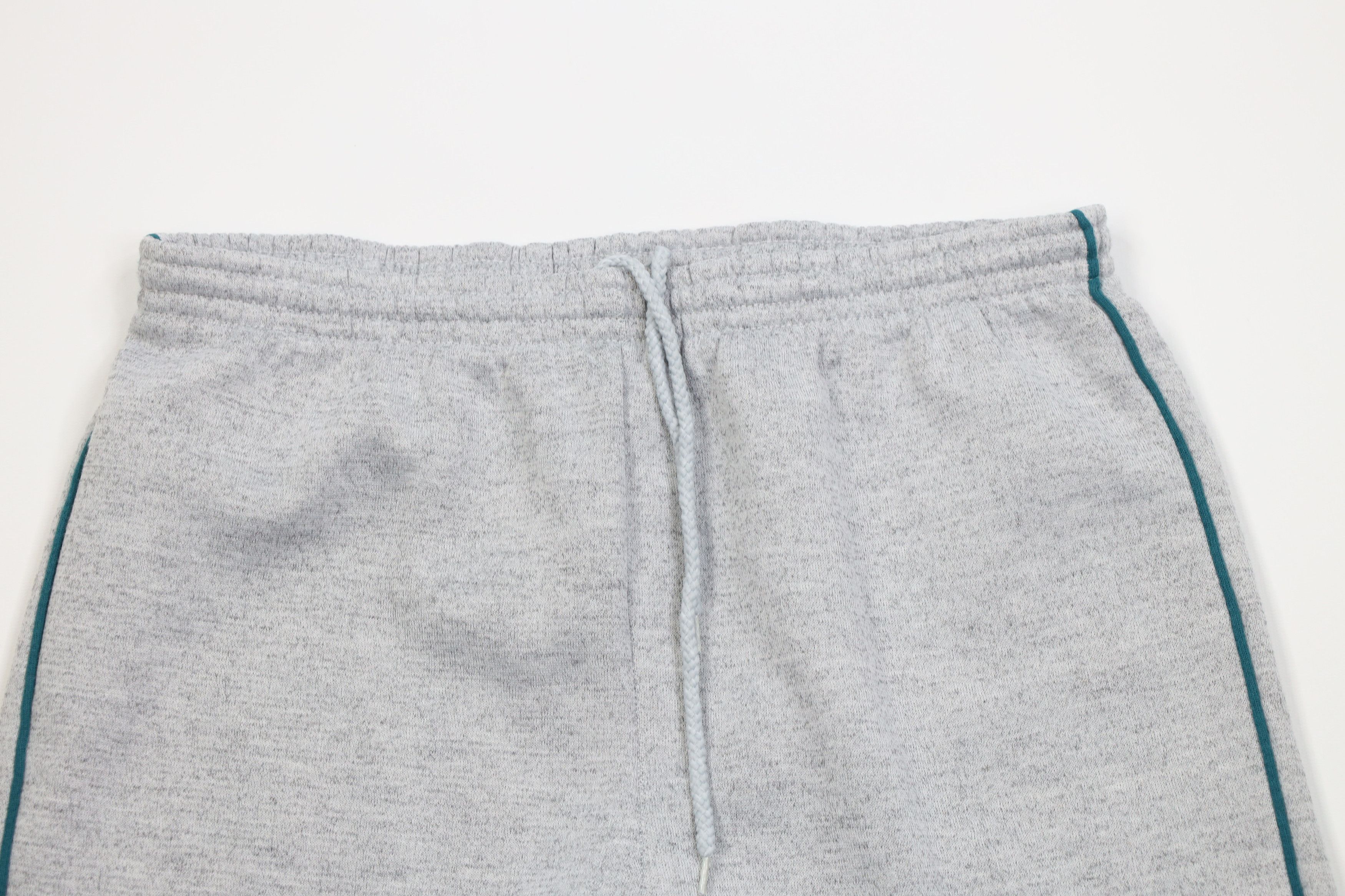 Vintage Vintage 90s Streetwear Wide Leg Sweatpants Pants Gray Size US 36 / EU 52 - 2 Thumbnail