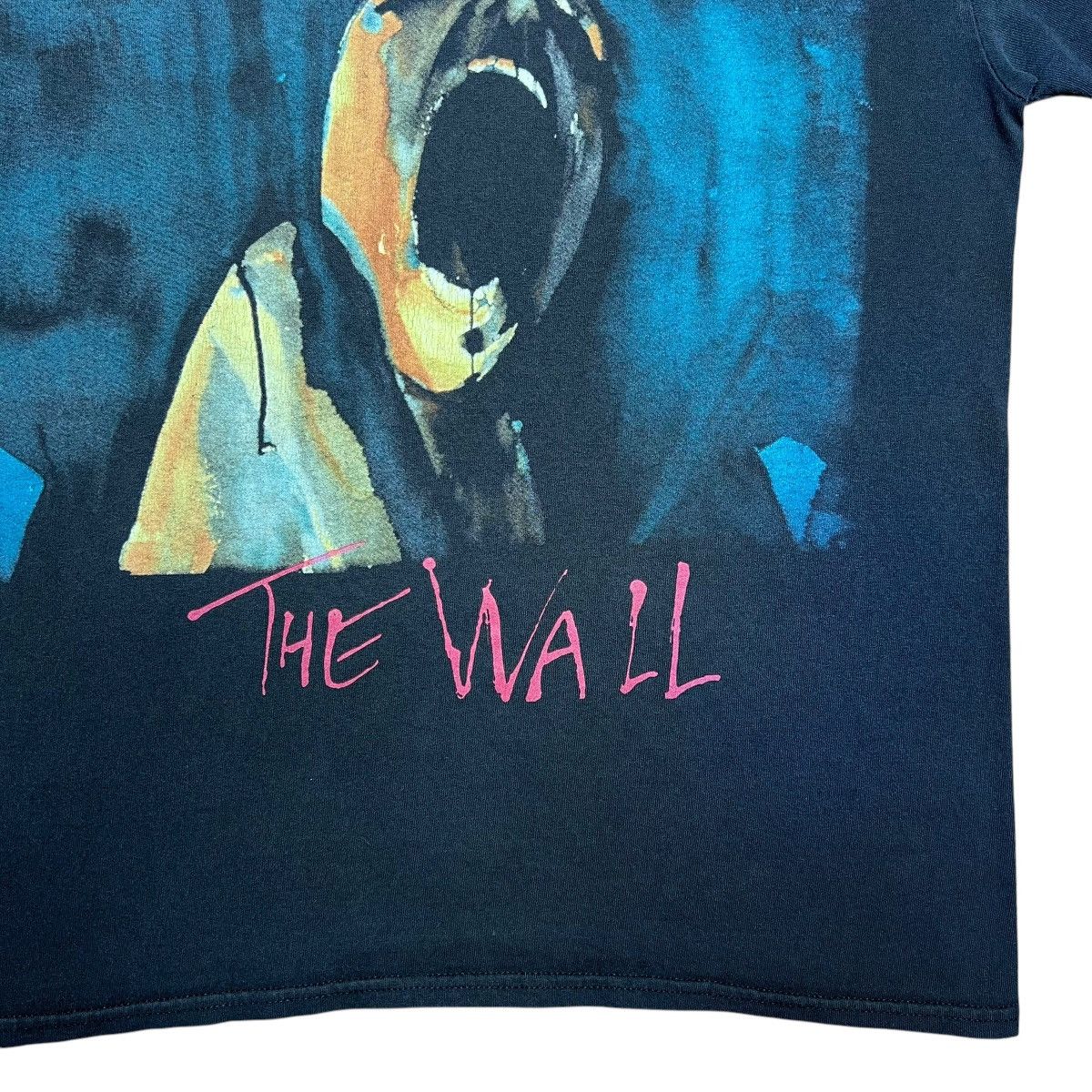 Band Tees × Vintage Vintage 2000s Pink Floyd The Wall Art Graphic Band T-Shirt Size US M / EU 48-50 / 2 - 8 Thumbnail