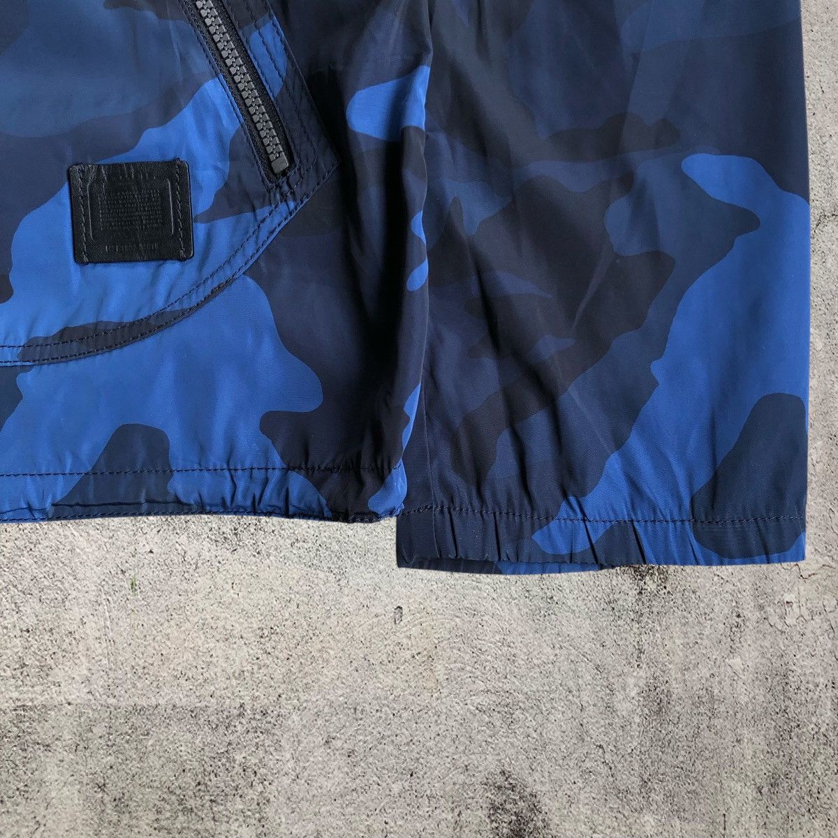 Coach Coach New York Luxury Camouflage Navy Windbreaker Jacket Size US XL / EU 56 / 4 - 4 Thumbnail