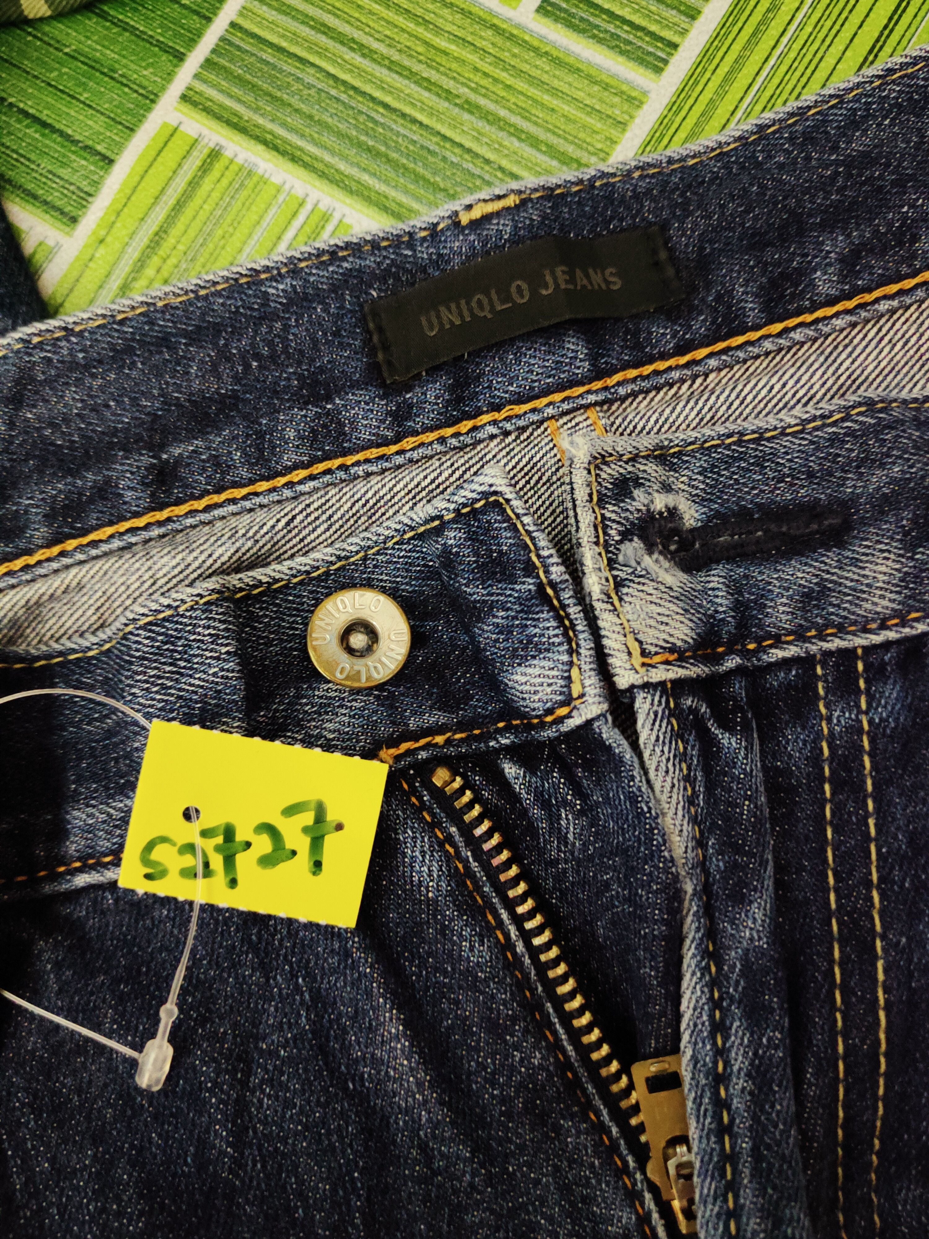 Japanese Brand Uniqlo Dark Blue Distressed Ripped Jeans #S2727 Size US 35 - 15 Thumbnail