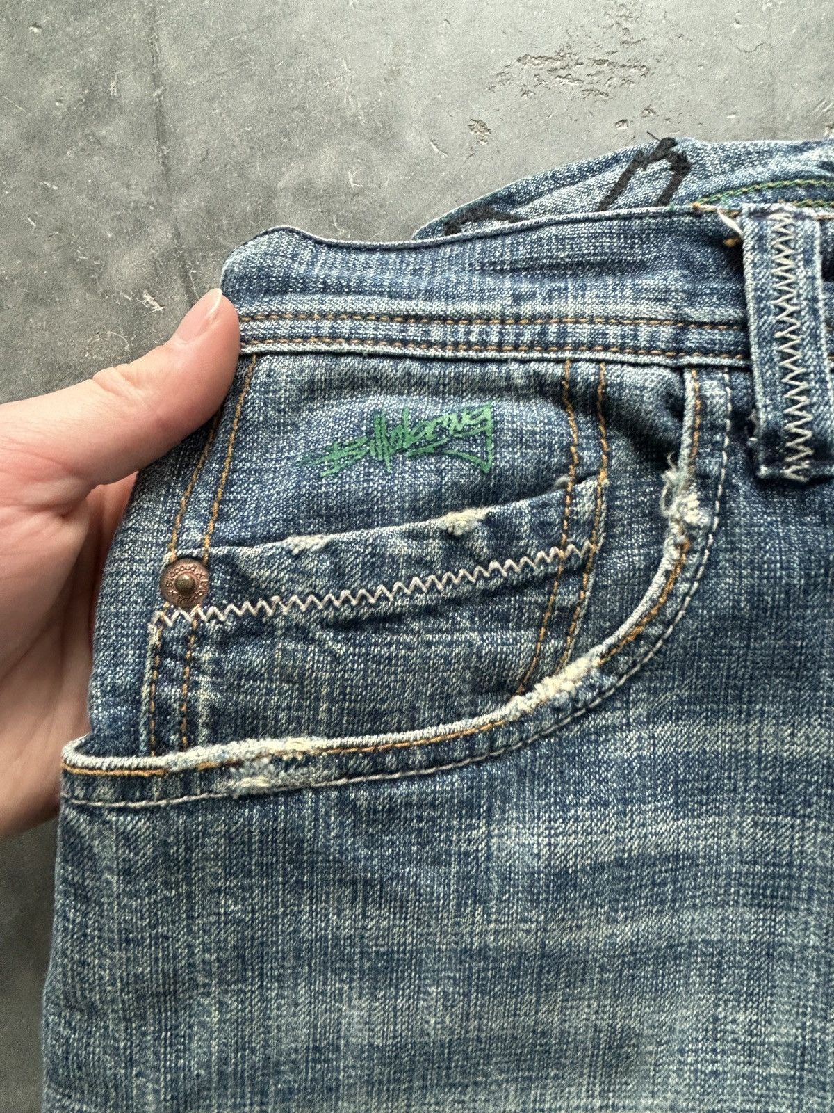 Billabong Vintage Y2K Billabong Baggy Jeans 31x30 Size US 31 - 4 Thumbnail