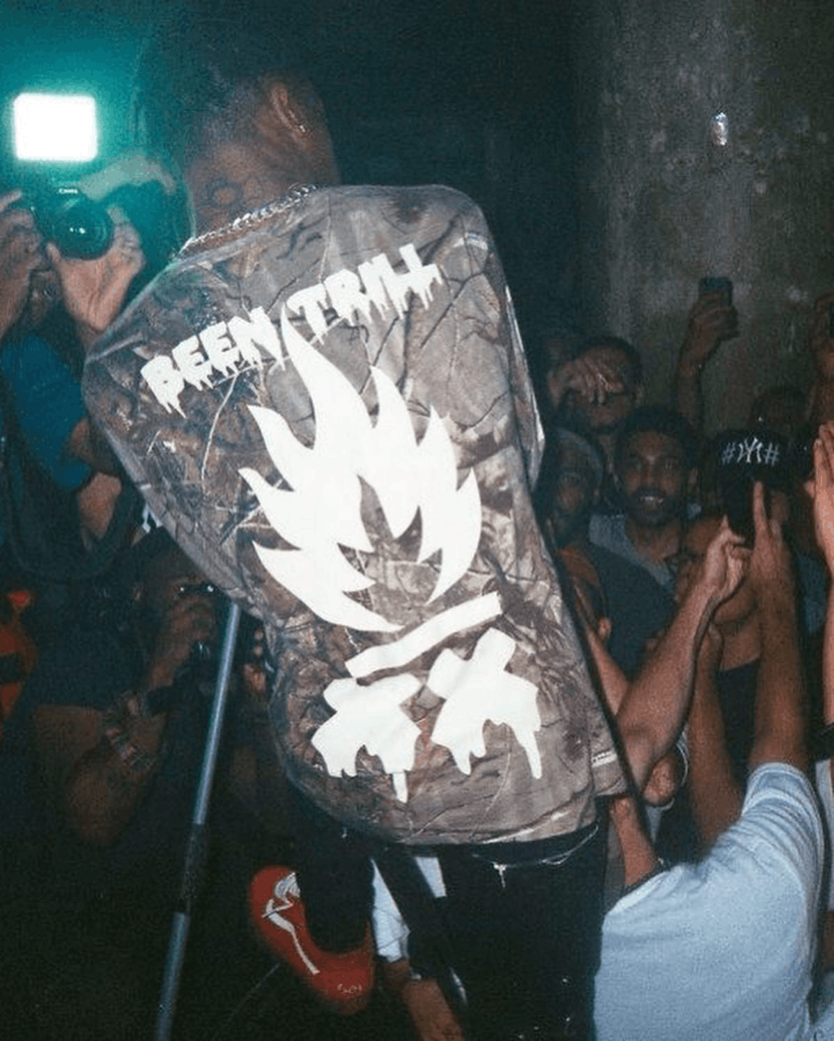 Been Trill Been Trill Travis Scott LA FLAME Realtree Camo Long Sleeve Size US S / EU 44-46 / 1 - 17 Thumbnail