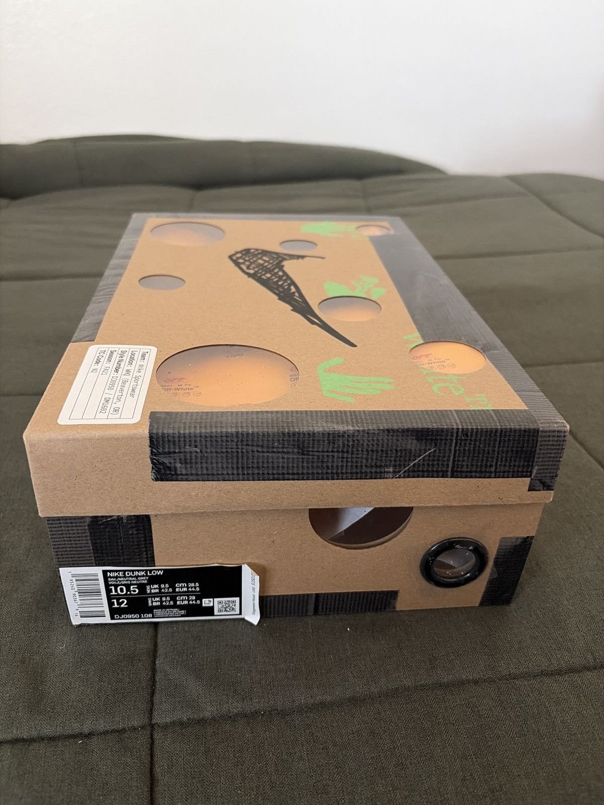 Nike × Off-White Nike Off White Dunk Low Lot 11 Size US 10.5 / EU 43-44 - 6 Thumbnail