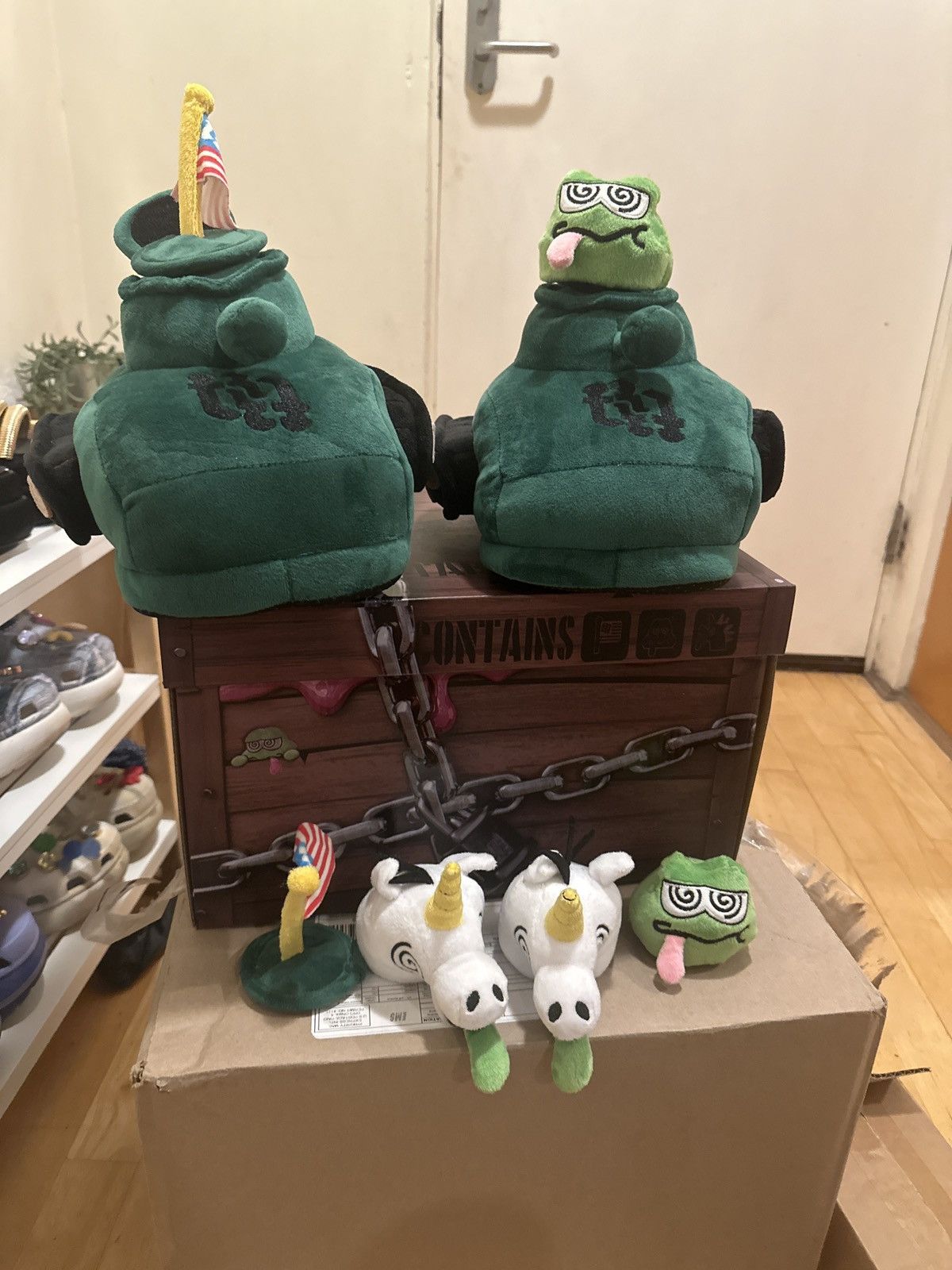 Other KANKAN RR TANK TABEEZ PLUS SLIPPERS Size US 10 / EU 43 - 4 Thumbnail