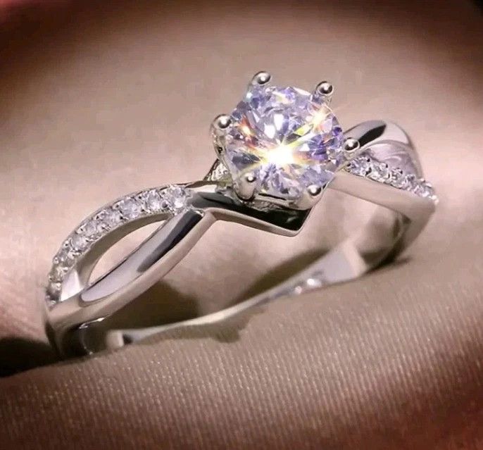 Other Cubic Zirconia Engagement Wedding Silver Ring Size 7 Size ONE SIZE - 3 Thumbnail