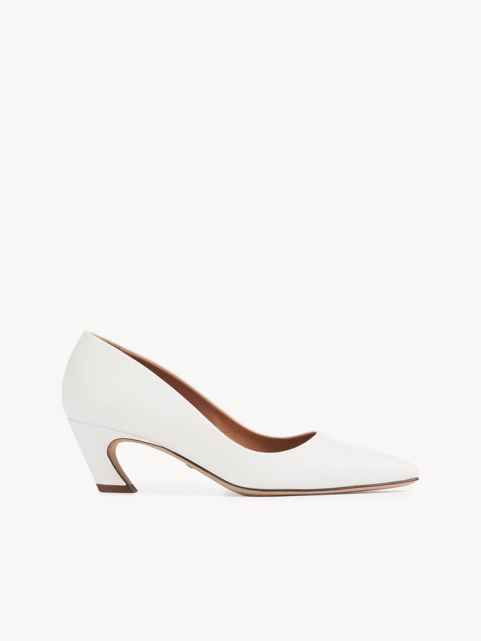 Chloe o1loc1c0325 CHC23 Oli Pumps in White Size US 7 / IT 37 - 1 Thumbnail