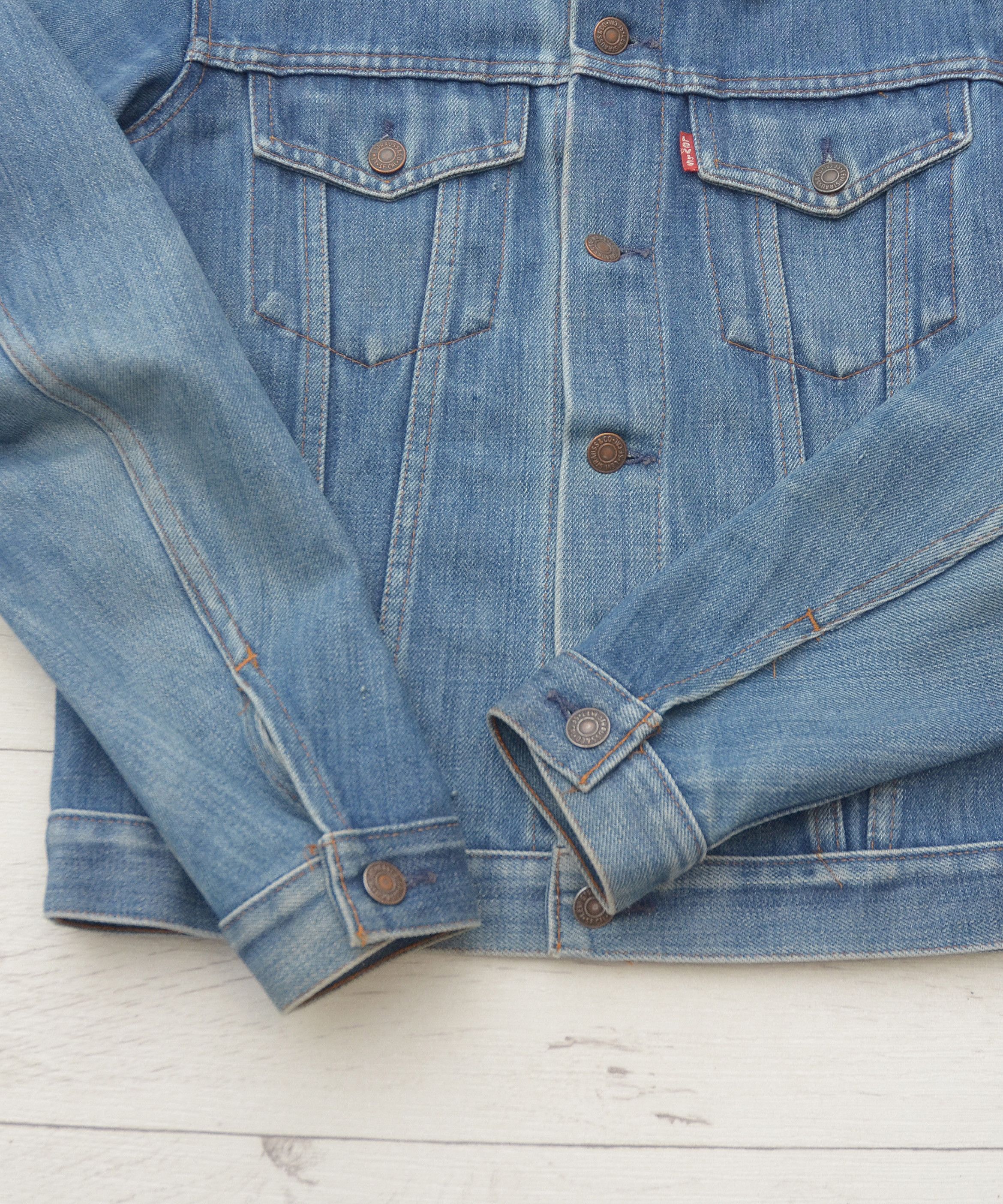 Levi's × Levi's Vintage Clothing × Vintage Vintage 70’s Levi’s Denim Jacket Washed Made in France Size S / US 4 / IT 40 - 6 Thumbnail