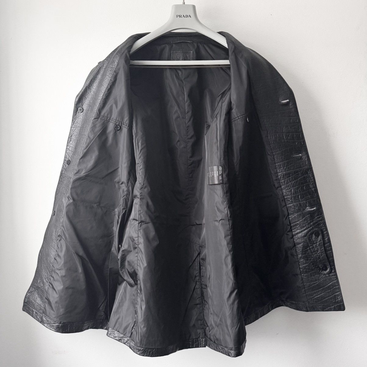 Prada Prada FW2003 Textured ”Crocodile” Embossed Leather Coat Size US L / EU 52-54 / 3 - 9 Thumbnail