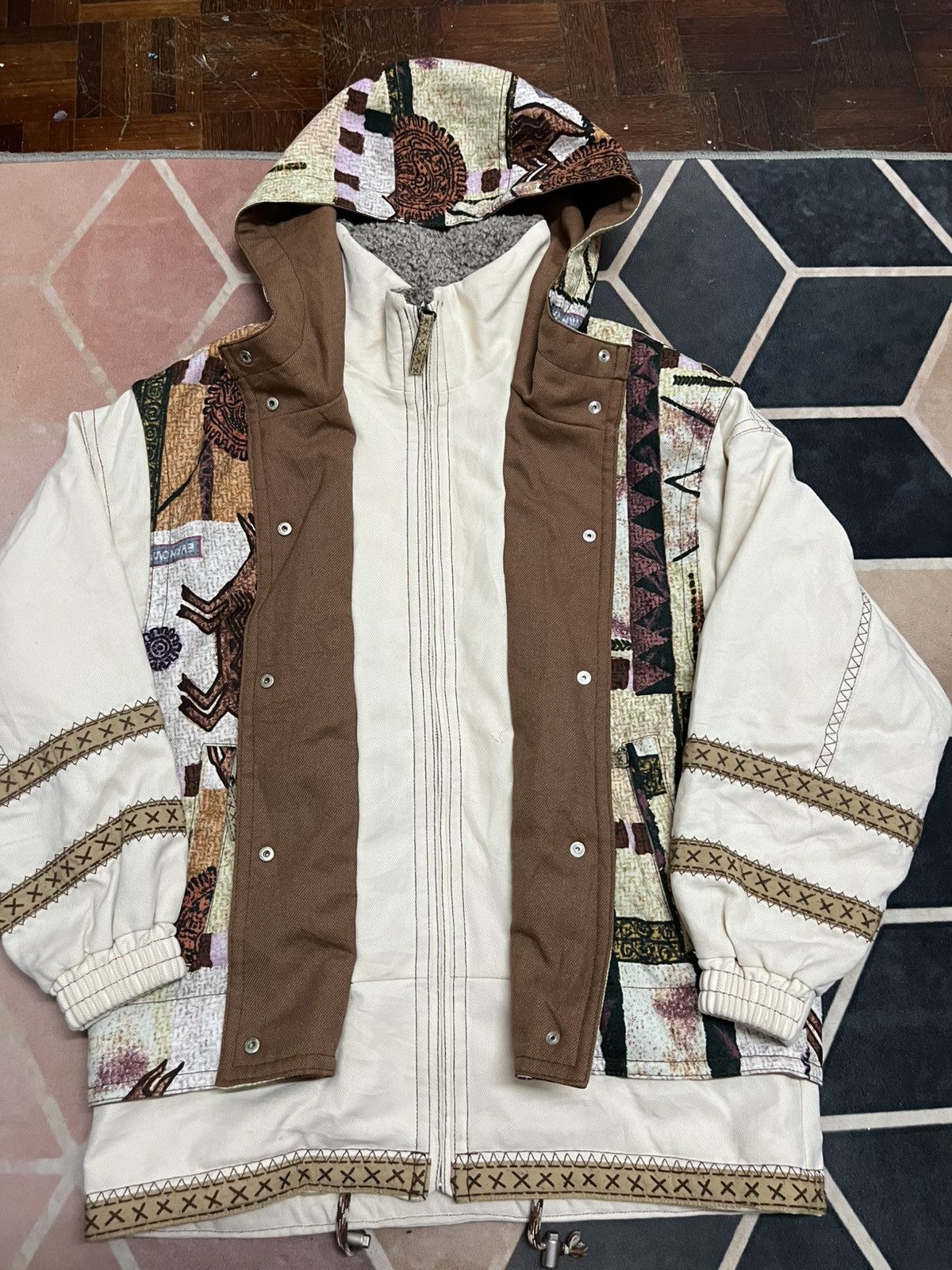 Japanese Brand 💥Vintage EVANOVA Japan Baroque Tribal Motives Size US L / EU 52-54 / 3 - 14 Thumbnail