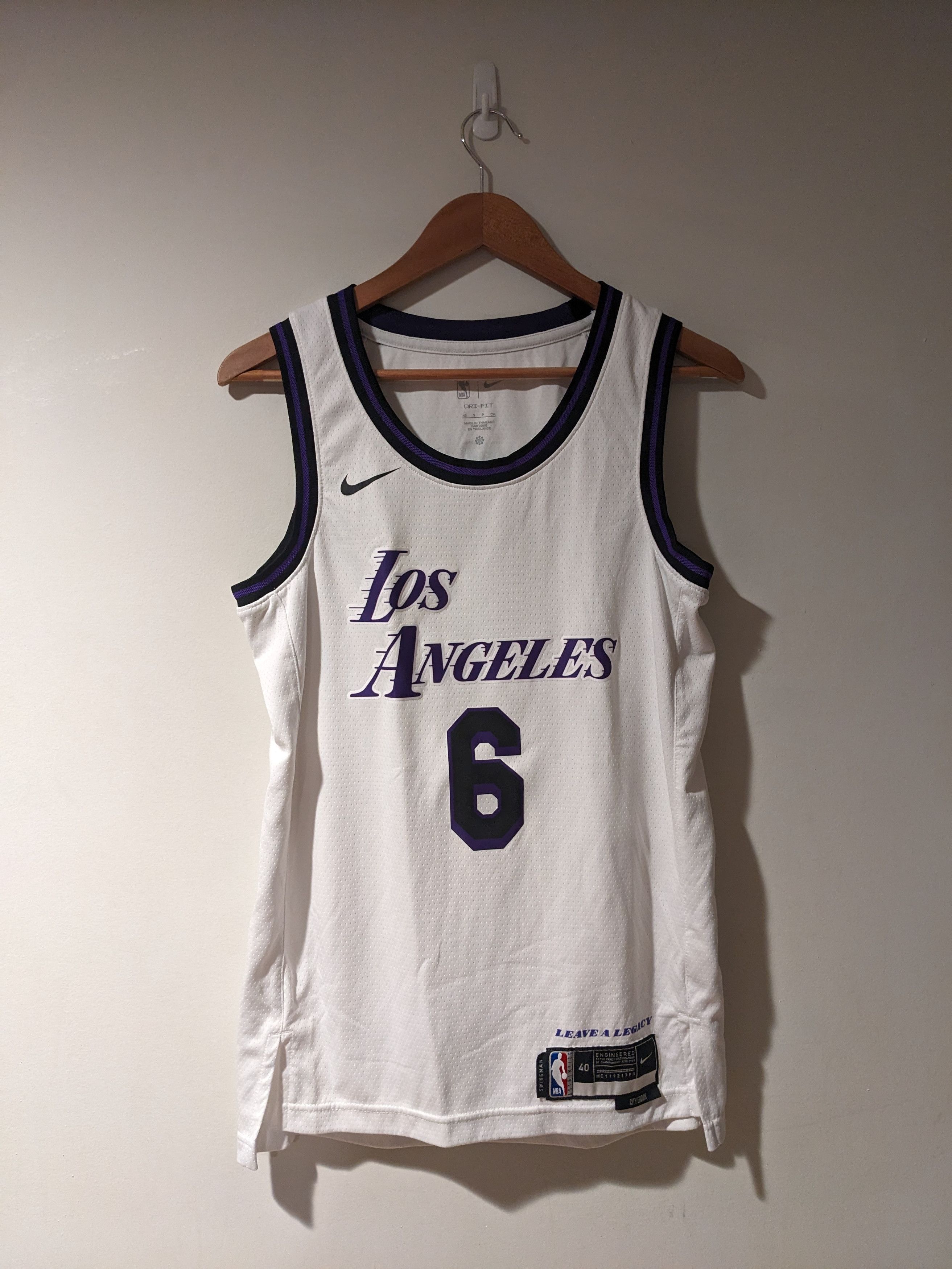 Los Angeles Lakers NBA Lebron James Nike Basketball Jersey