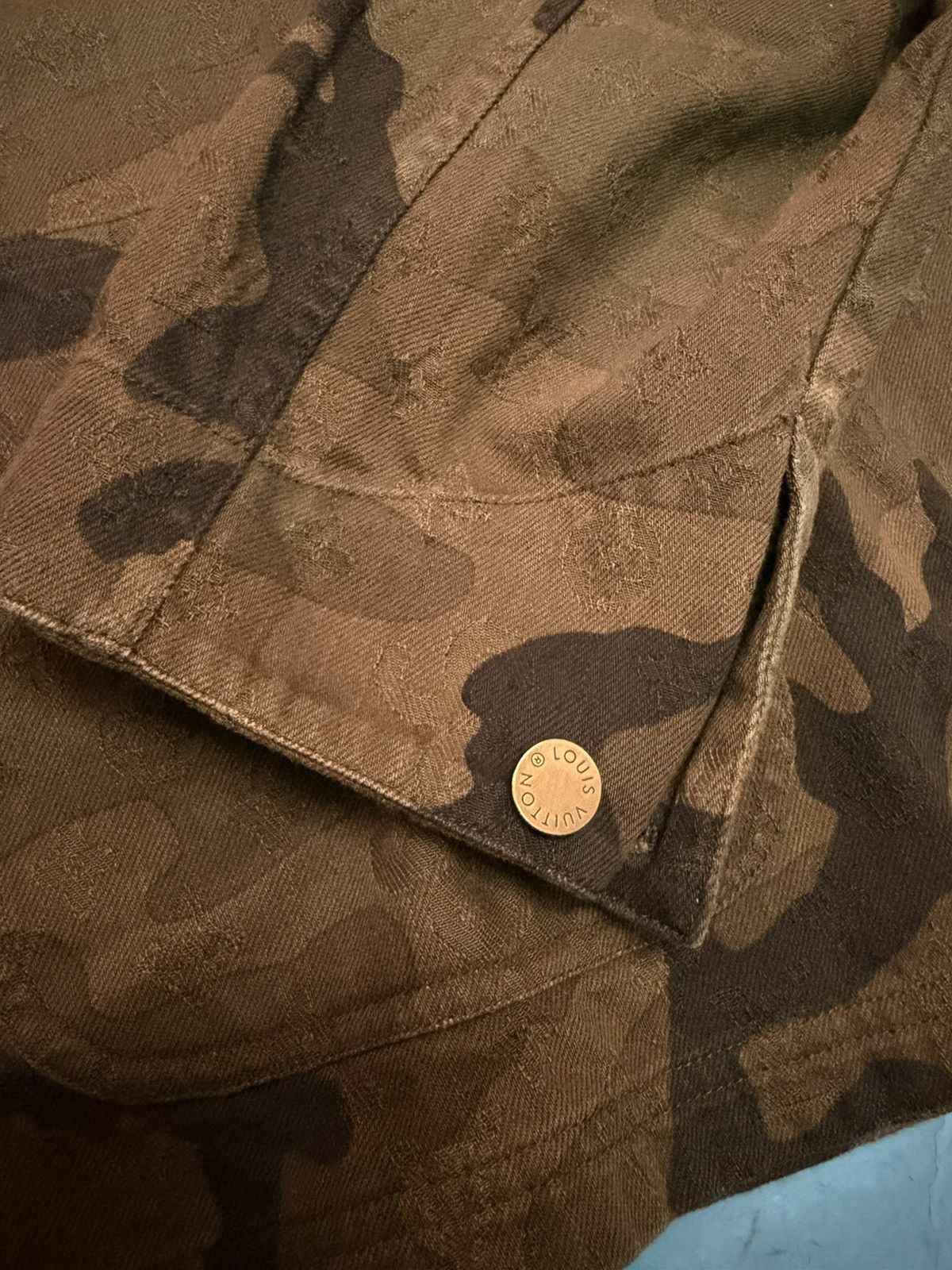 Louis Vuitton × Supreme LUIS VUITTON X SUPREME DENIM JACKET Size US L / EU 52-54 / 3 - 4 Thumbnail