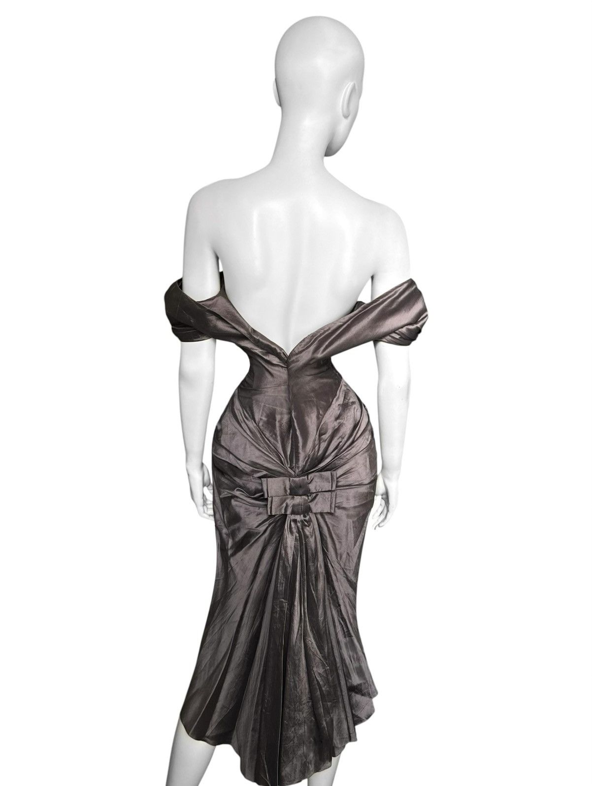 Dior Runway Christian Dior by John Galliano Draped Silk Dress Size M / US 6-8 / IT 42-44 - 2 Thumbnail