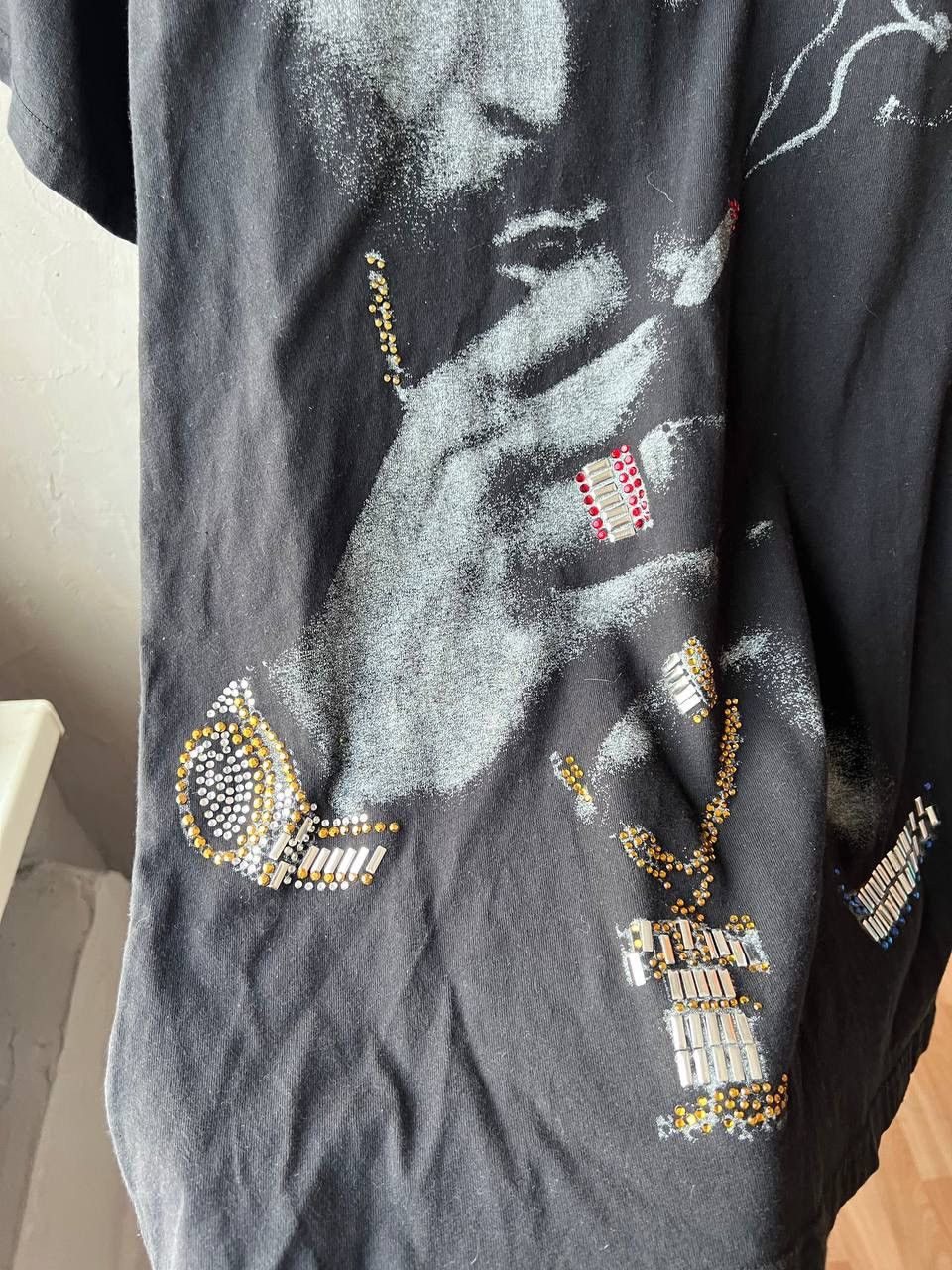 Vintage 2001 TUPAC SHAKUR RAP TEE NEO FACE RHINESTONES GRAPHIC TSHIR Size US M / EU 48-50 / 2 - 7 Thumbnail