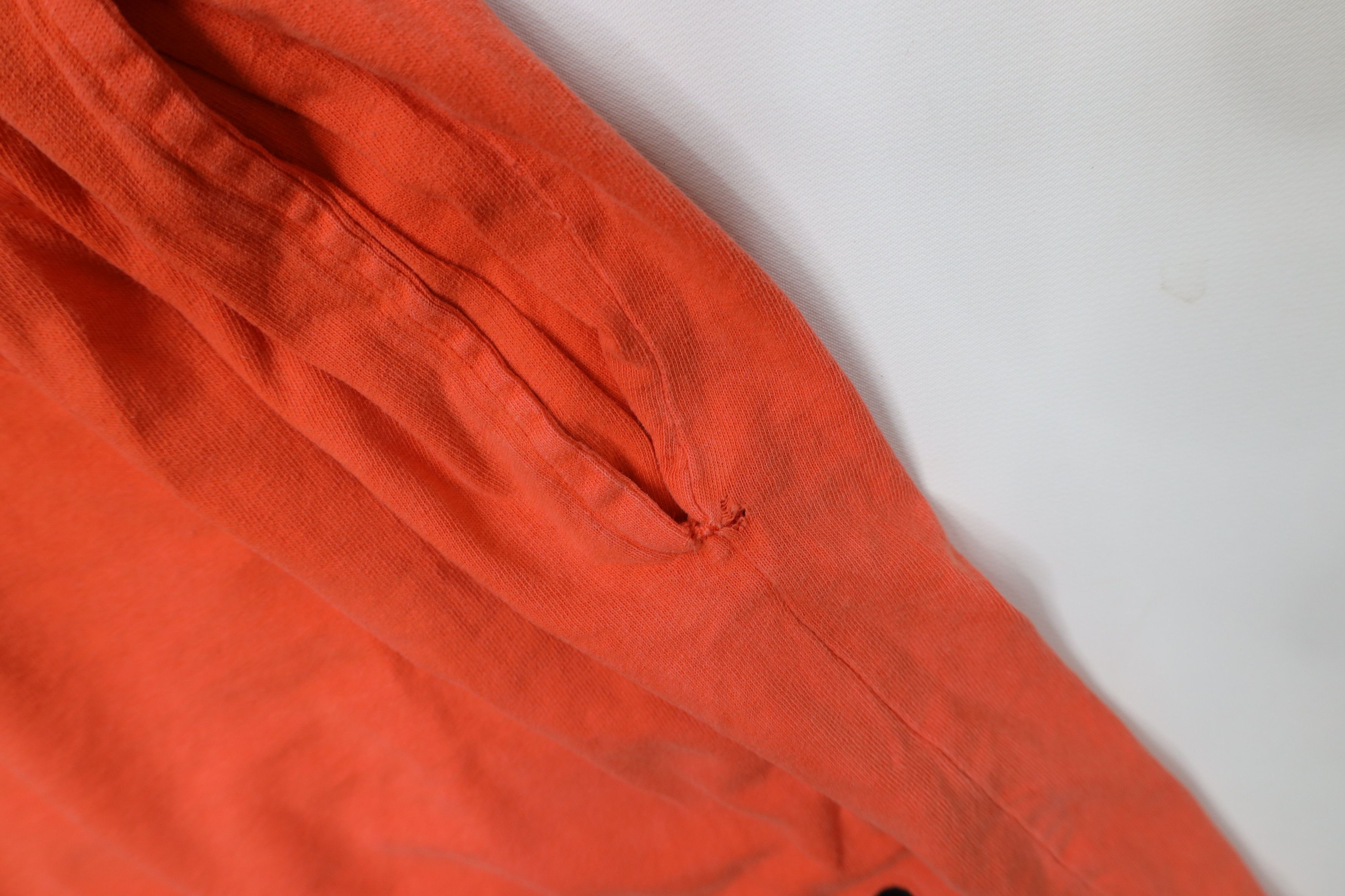 Disney Vintage 90s Disney Mickey Mouse Shorts Orange Cotton USA Size 32" / US 10 / IT 46 - 9 Thumbnail