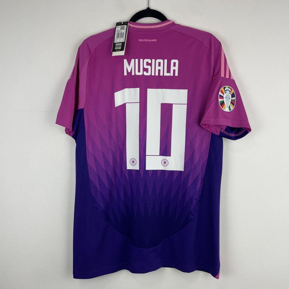 Adidas Germany Jamal Musiala Adidas Pink Jersey Euro 2024 size L Size US L / EU 52-54 / 3 - 1 Thumbnail