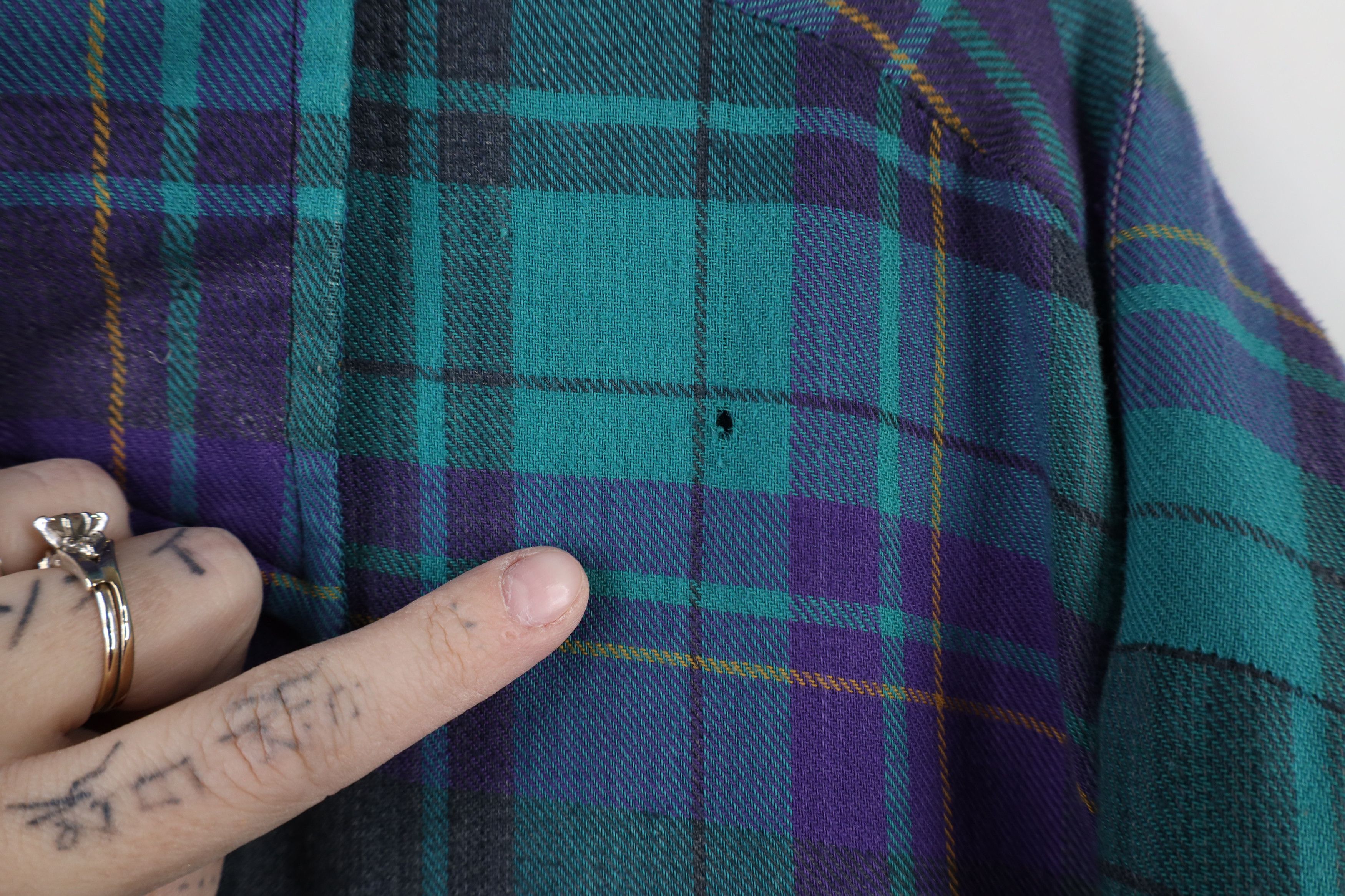 Vintage Vintage 90s Streetwear Quilted Flannel Button Shirt Jacket Size US L / EU 52-54 / 3 - 4 Thumbnail