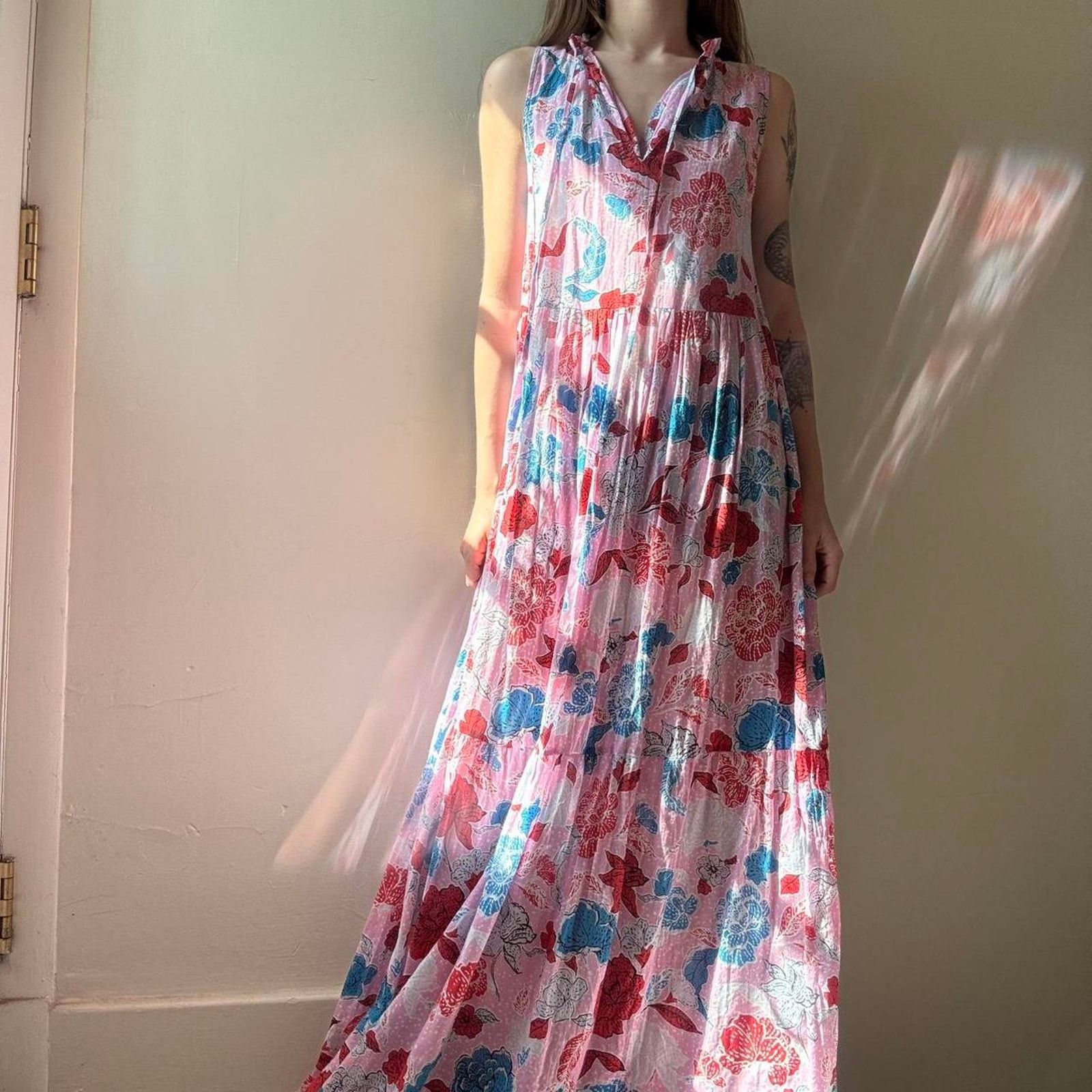 BB Dakota BB Dakota Steve Madden Pink Tiered Floral Maxi Dress XS Size XS / US 0-2 / IT 36-38 - 1 Thumbnail