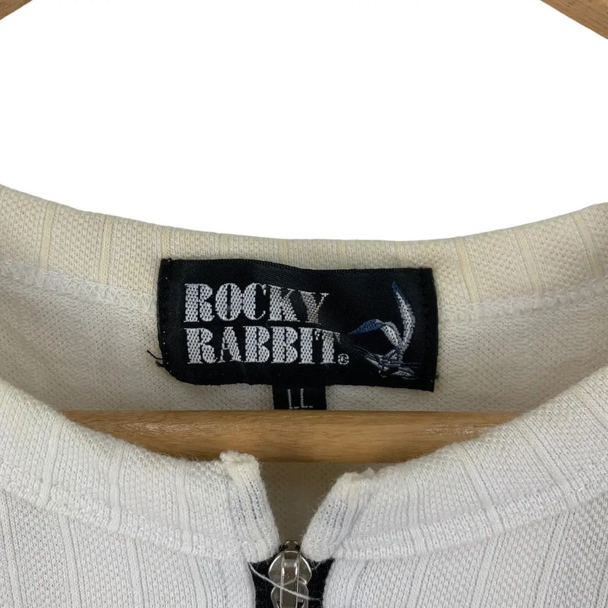 Vintage Vintage ROCKY RABBIT RA Cartoon Half Zipper Tee Shirt Top Size XL / US 12-14 / IT 48-50 - 5 Thumbnail