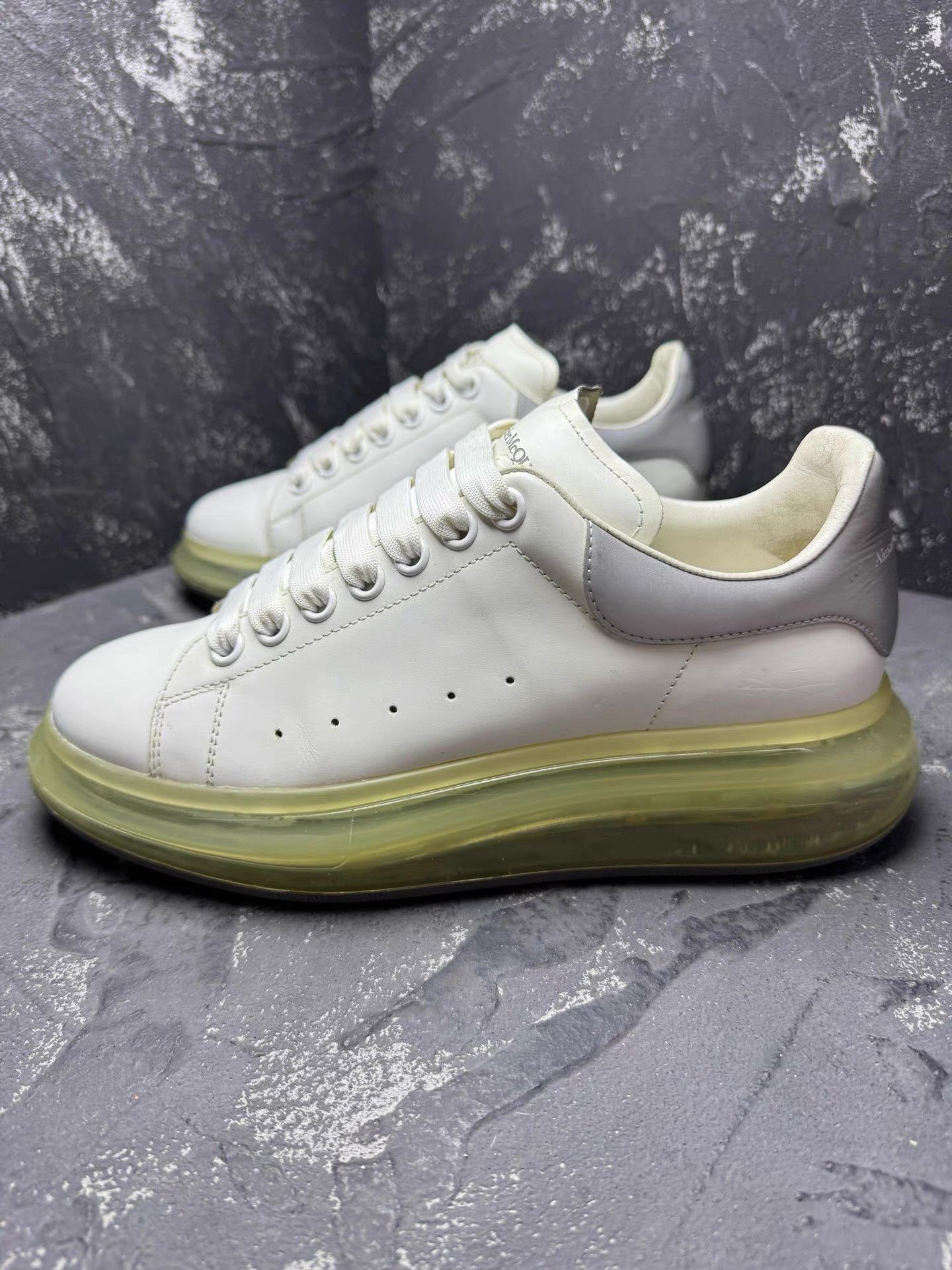 Alexander McQueen Alexander McQueen White Transparent Air Cushion 3M Heel Q10 Size US 7.5 / EU 40-41 - 2 Thumbnail