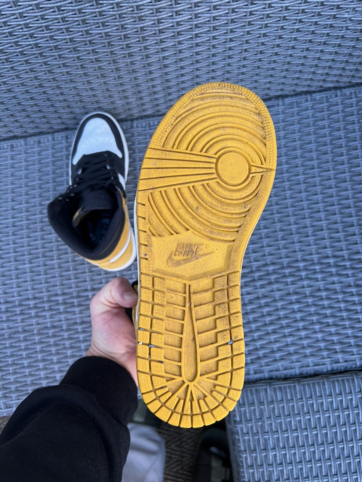 Nike Jordan 1 Retro High Size US 8.5 / EU 41-42 - 4 Thumbnail