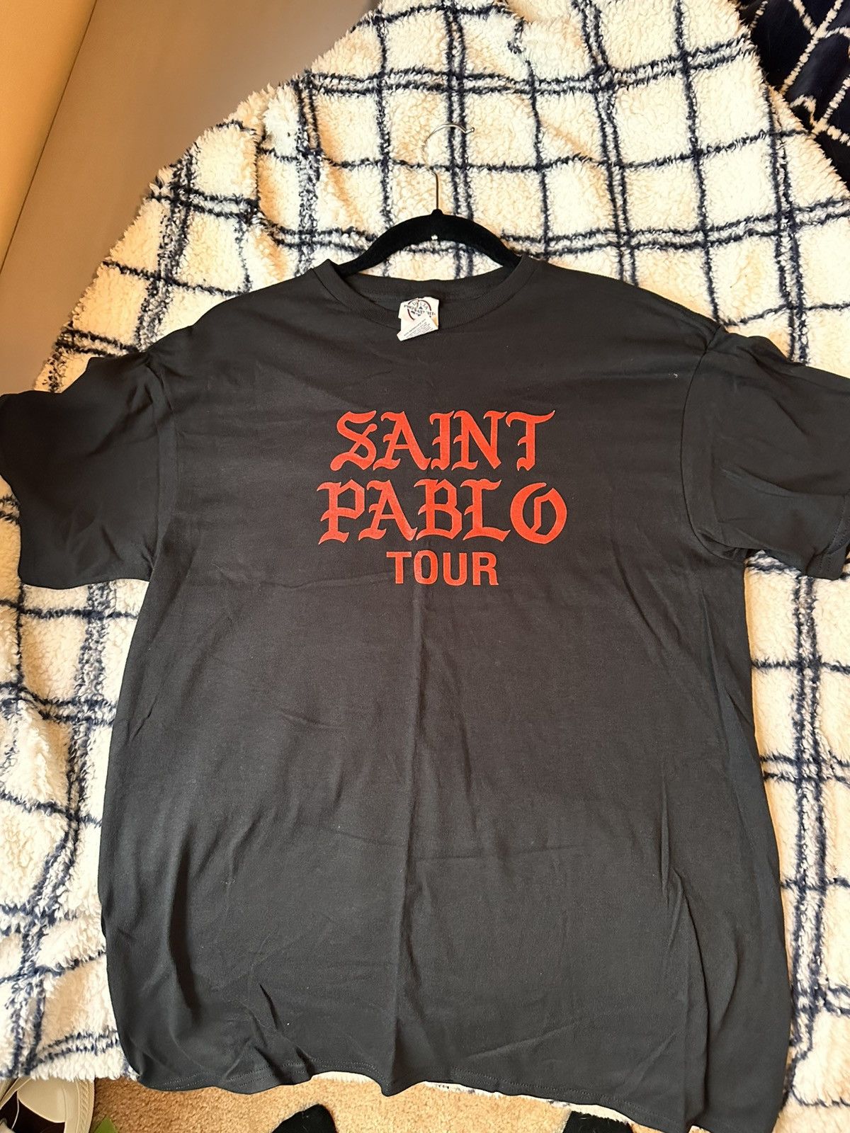 Vintage Kanye Saint Pablo Tour TShirt Size US M / EU 48-50 / 2 - 1 Thumbnail