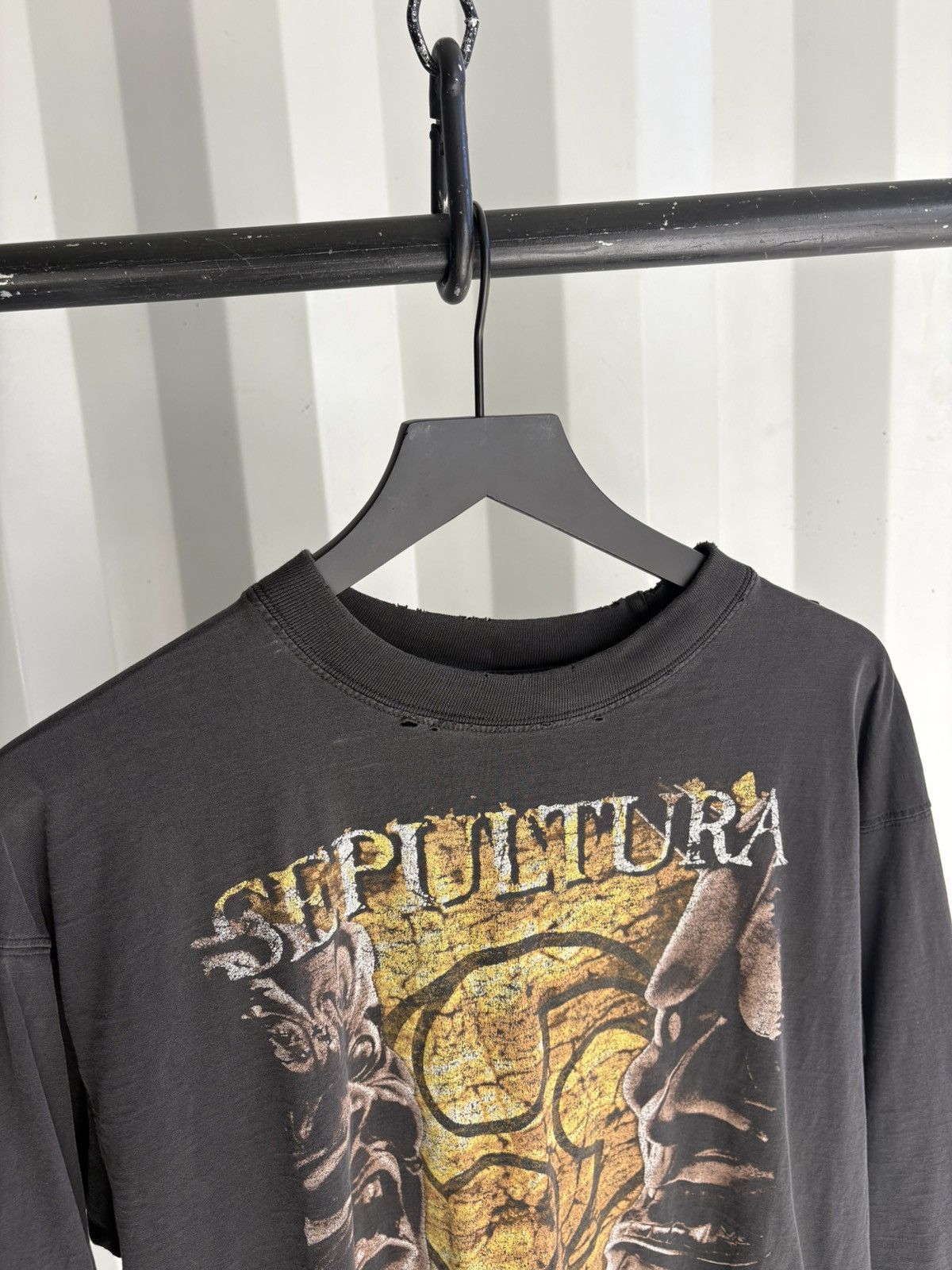 Band Tees Vintage Sepultura Shirt Faded Distressed Grunge Thrash Band Size US XL / EU 56 / 4 - 5 Thumbnail