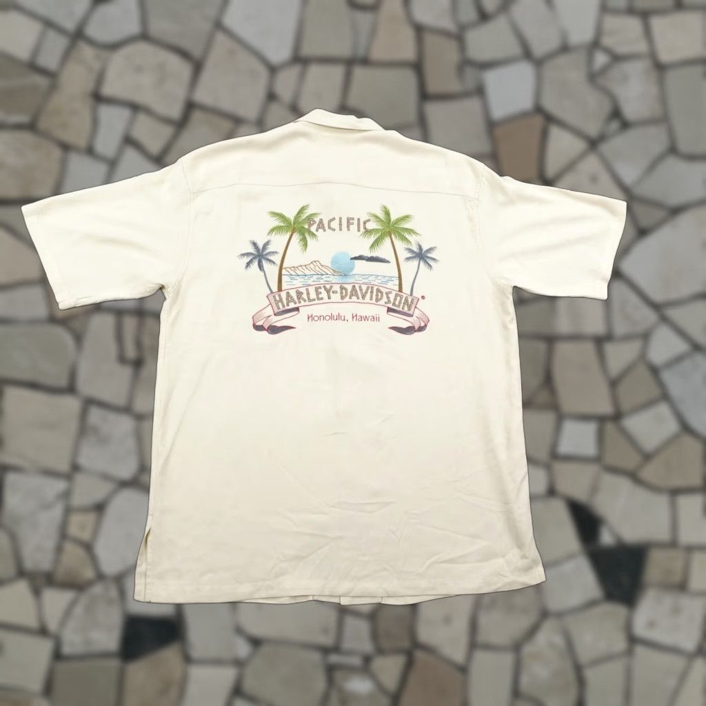 Harley Davidson Harley-Davidson Shirt Large Beige Tori Richard Honolulu Hawaiian Embroidered Size US L / EU 52-54 / 3 - 1 Thumbnail
