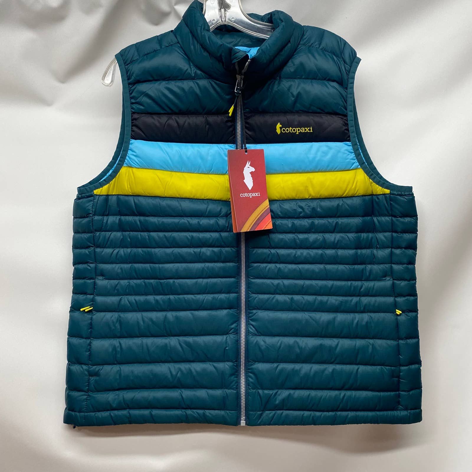 Image of NWT Cotopaxi Women's Fuego Down Vest Deep Ocean Size XL in Blue