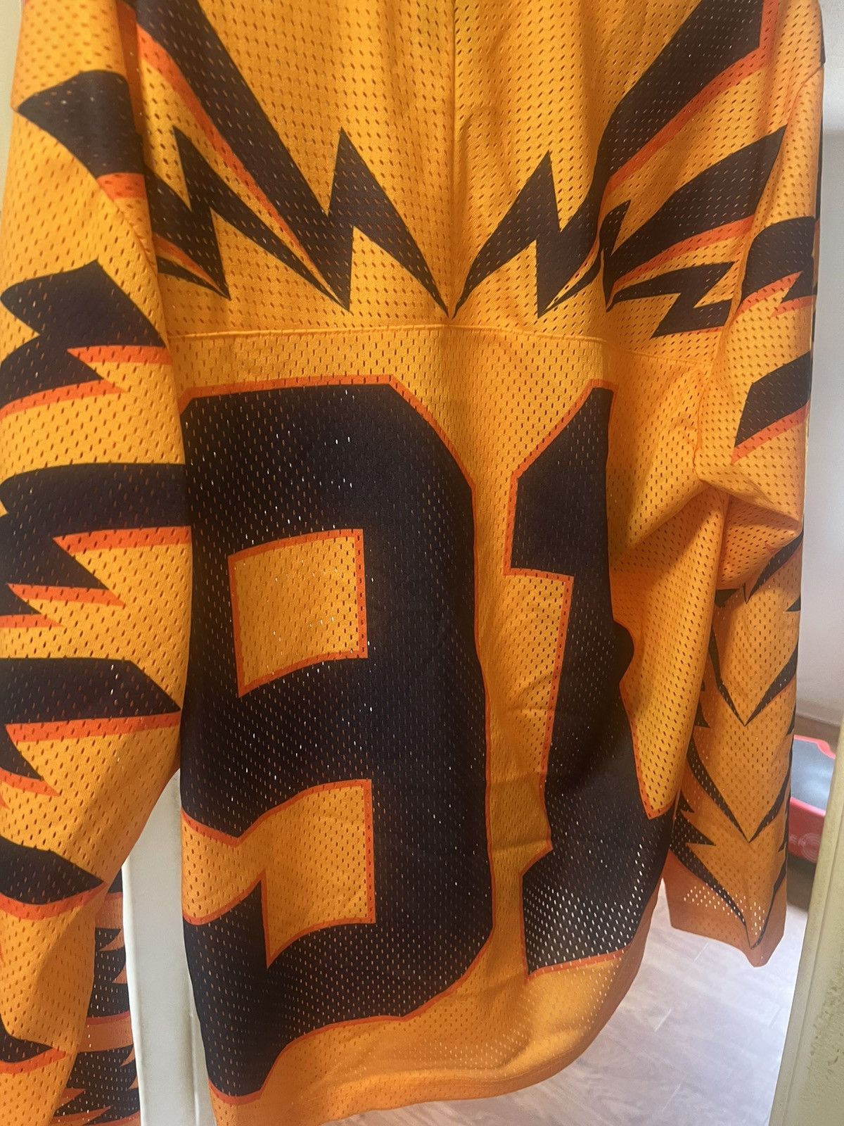 Eric Emanuel Eric Emanuel sport jersey 91 maize yellow & navy large Size US L / EU 52-54 / 3 - 3 Thumbnail