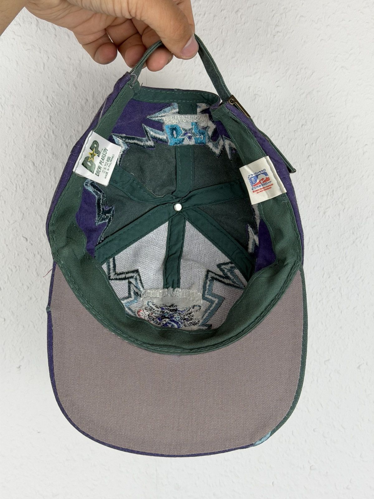 Drew Pearson CHARLOTTE HORNETS Vintage 90s Drew Pearson Snapback Hat Size ONE SIZE - 6 Thumbnail