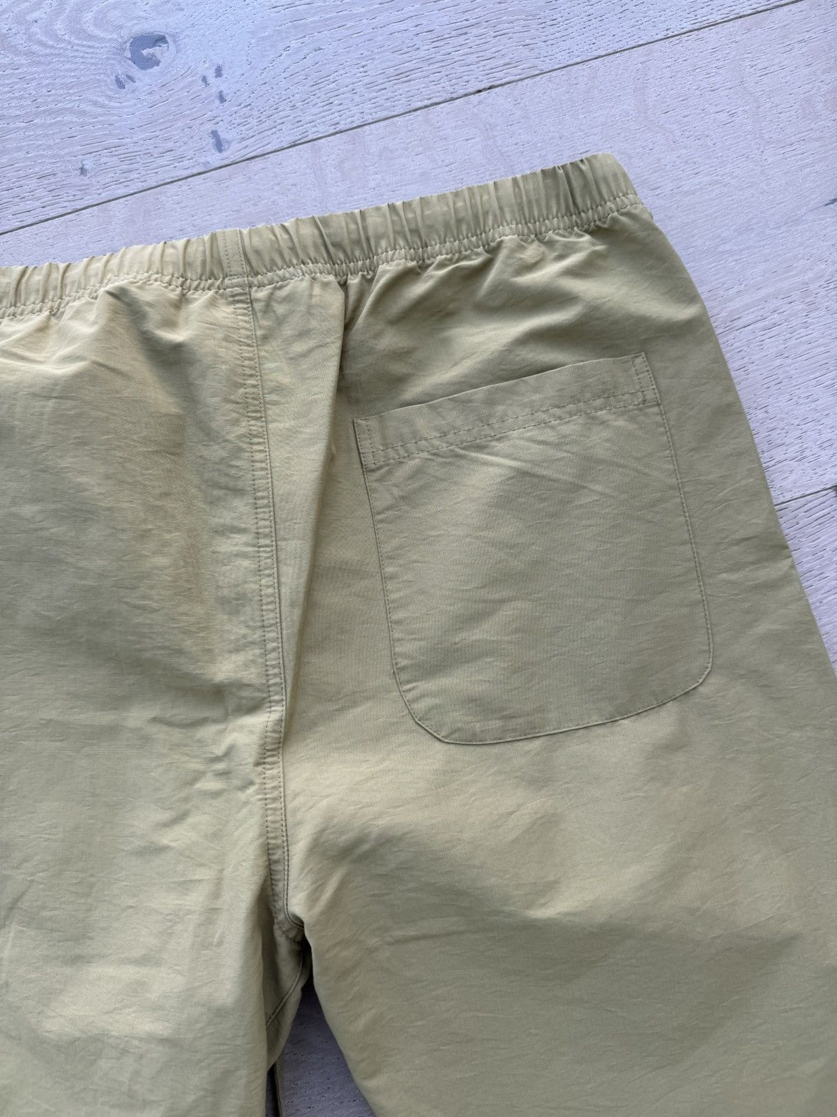 Essentials Fear of god essentials nylon pants amber Size US 32 / EU 48 - 5 Thumbnail
