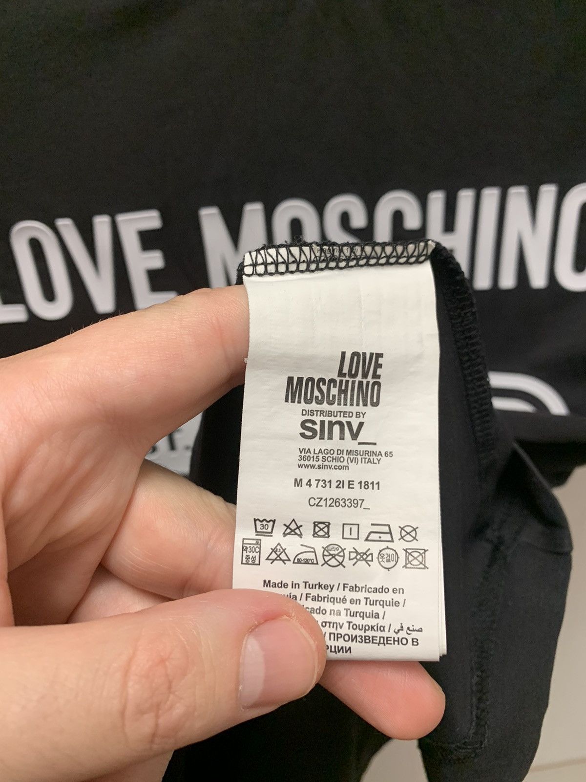Moschino Love Moschino big logo black t-shirt M sz black Size US M / EU 48-50 / 2 - 4 Thumbnail
