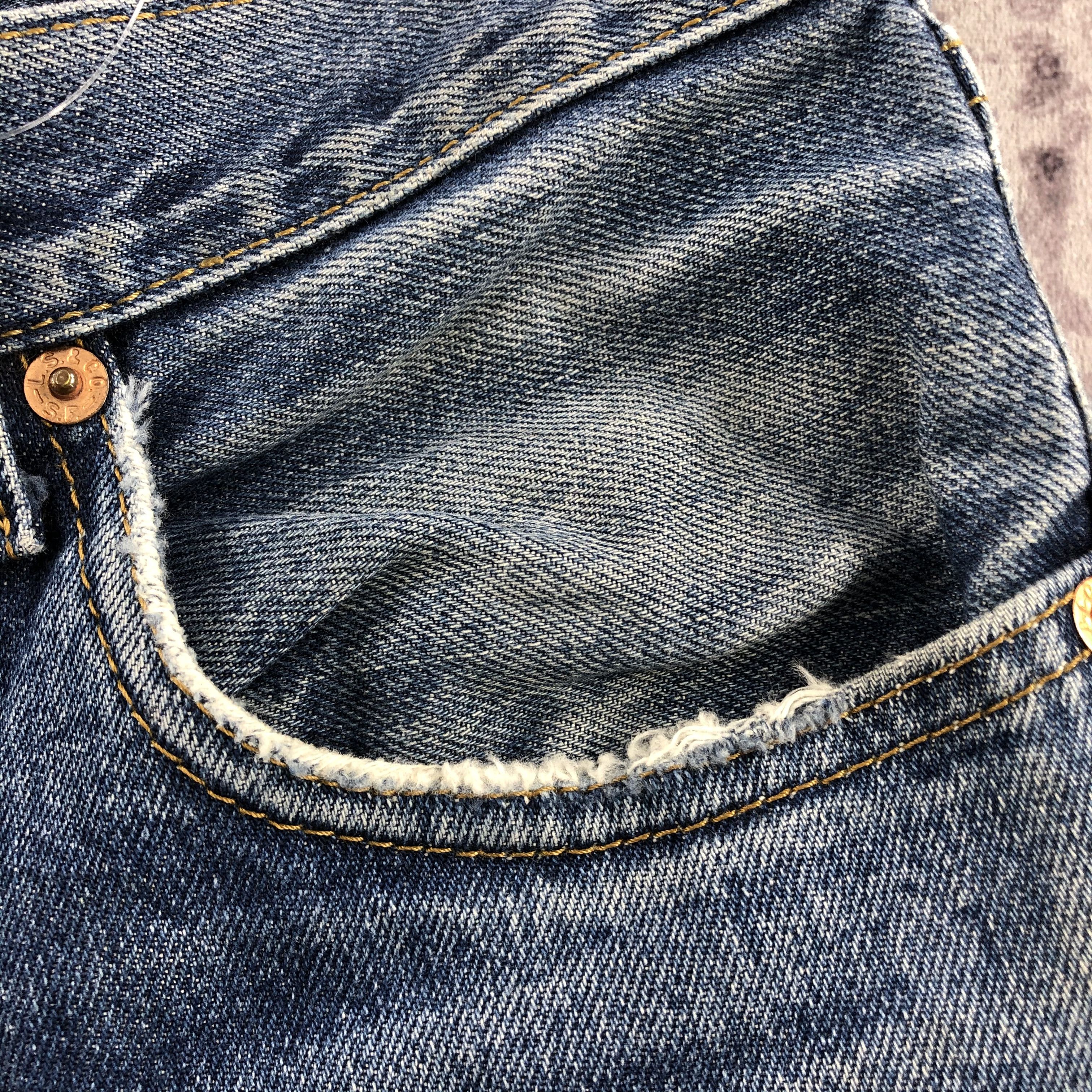 Levi's × Vintage 90s Vintage Blue Wash Levis 506 Jeans-JM2502 Size US 31 - 11 Thumbnail