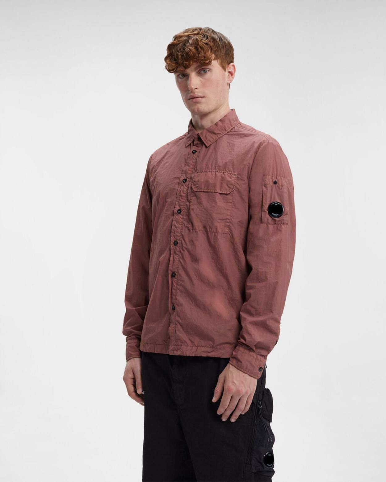 C.P. Company o1y1224 Solid Color Shirt in Brick Red Size US M / EU 48-50 / 2 - 2 Thumbnail