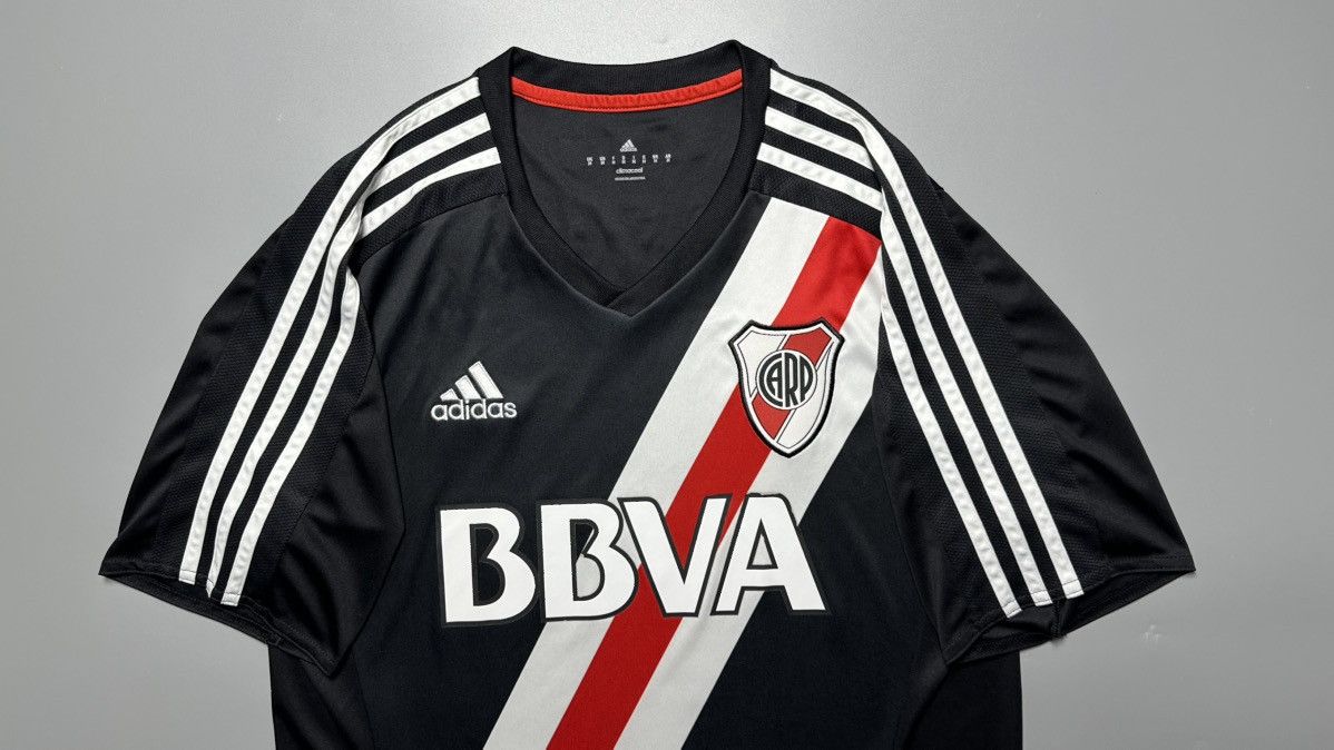 Adidas RIVER PLATE ADIDAS 2016/2017 SOCCER FOURTH JERSEY #7 ALVAREZ Size US M / EU 48-50 / 2 - 3 Thumbnail