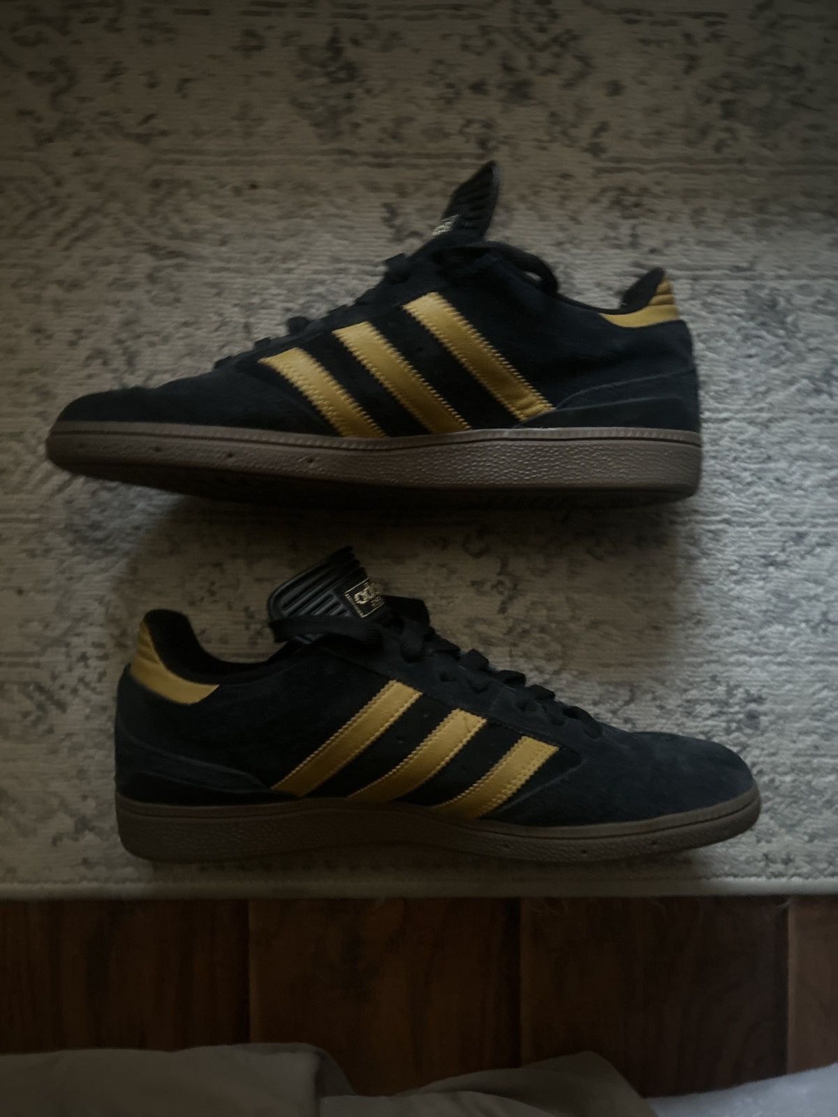Adidas Vintage Steve Busenitz Samba Size US 10 / EU 43 - 1 Thumbnail