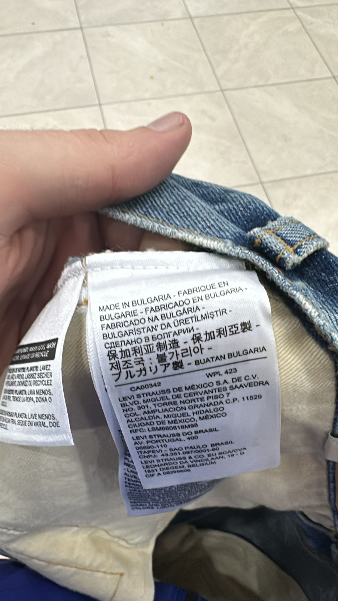Levi's Vintage Clothing LVC Levi's Vintage Clothing 1984 501XX Tangled Web Jeans Size US 34 / EU 50 - 13 Thumbnail