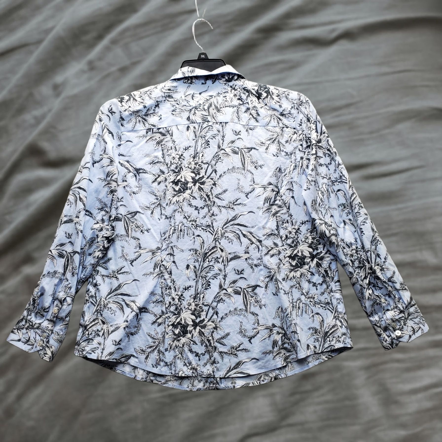 Talbots Talbots Womens 16P Multicolor Palm Leaf Print Non-Iron Long Sleeve Button-Up Shirt Size XXL / US 16-18 / IT 52-54 - 1 Thumbnail